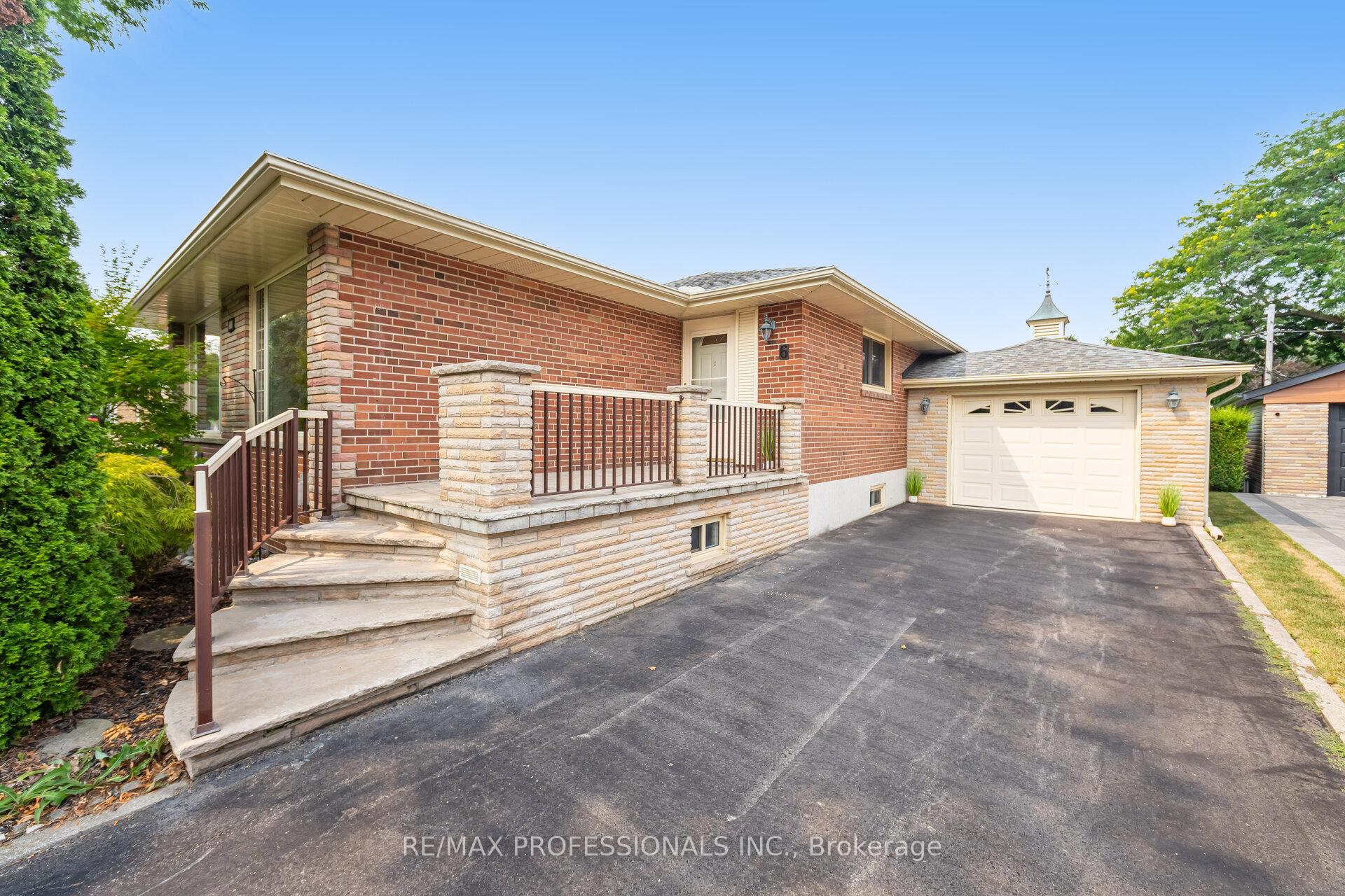 Photo 19 of 6 Tapley Drive, Etobicoke, Willowridge-Martingrove-Richview — HOMEH