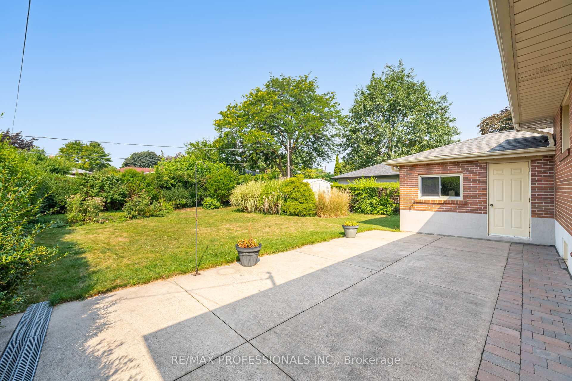 Photo 33 of 6 Tapley Drive, Etobicoke, Willowridge-Martingrove-Richview — HOMEH