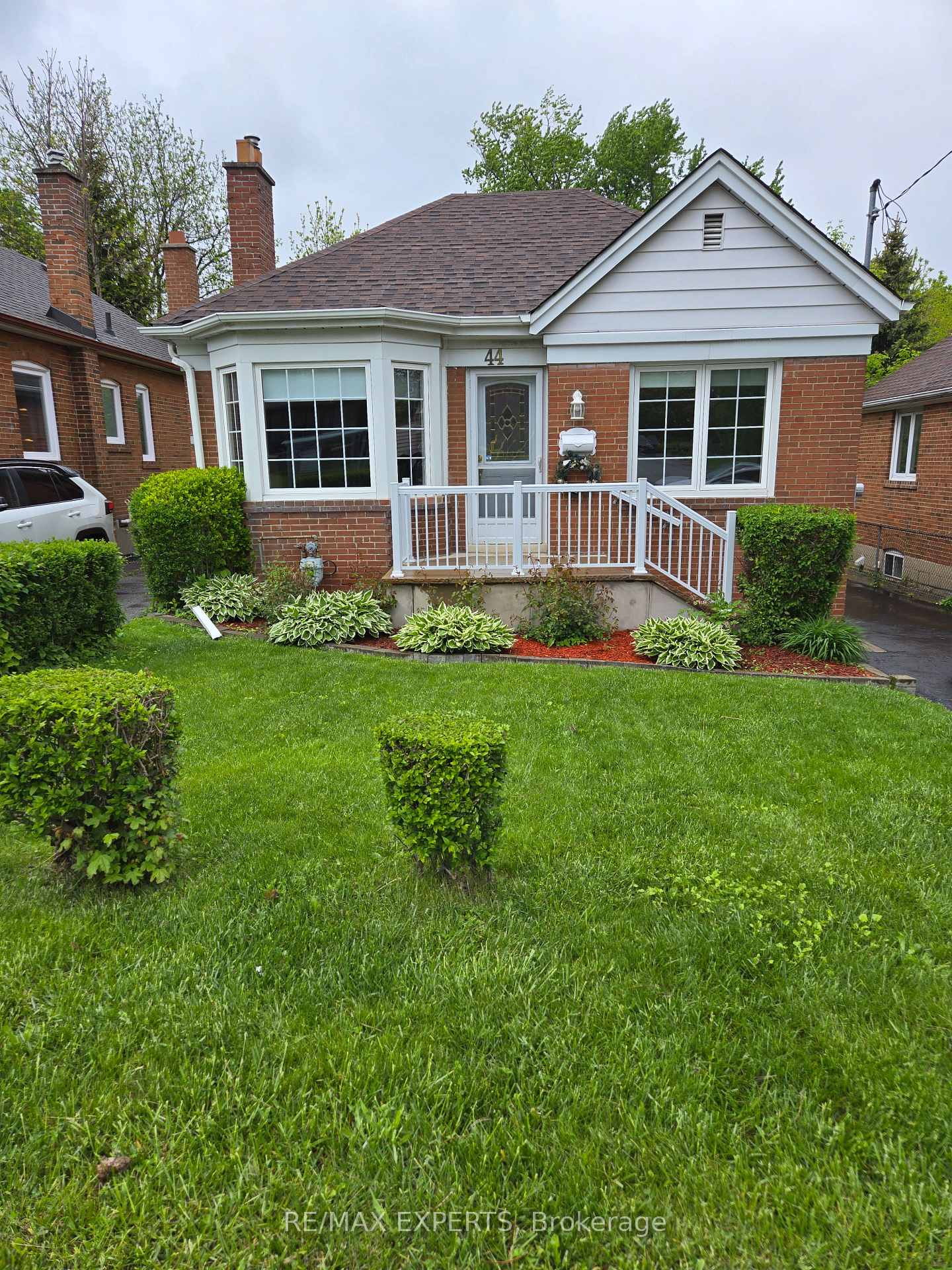 Photo 41 of 44 Dixon Road, Etobicoke, Humber Heights — HOMEH