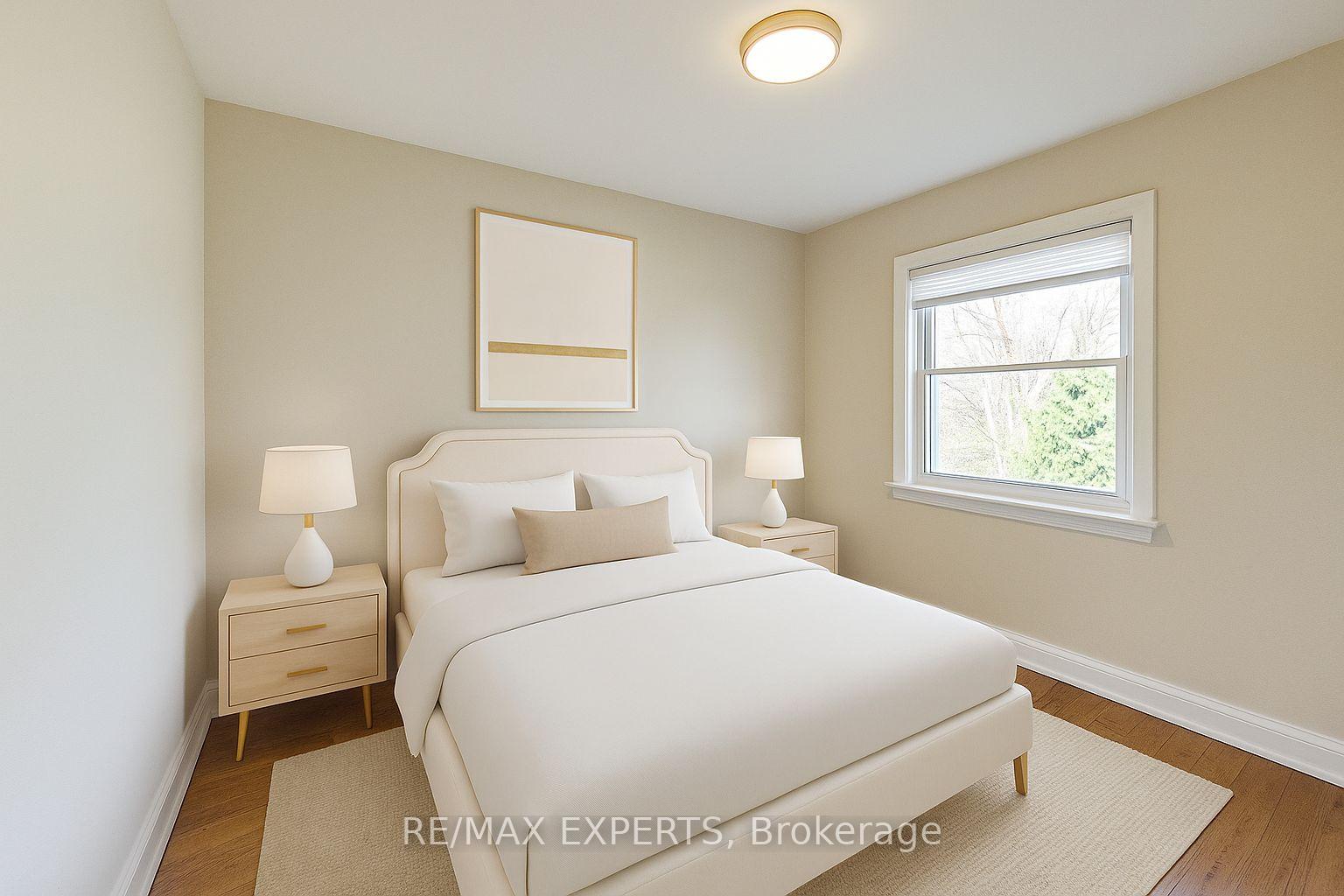 Photo 8 of 44 Dixon Road, Etobicoke, Humber Heights — HOMEH