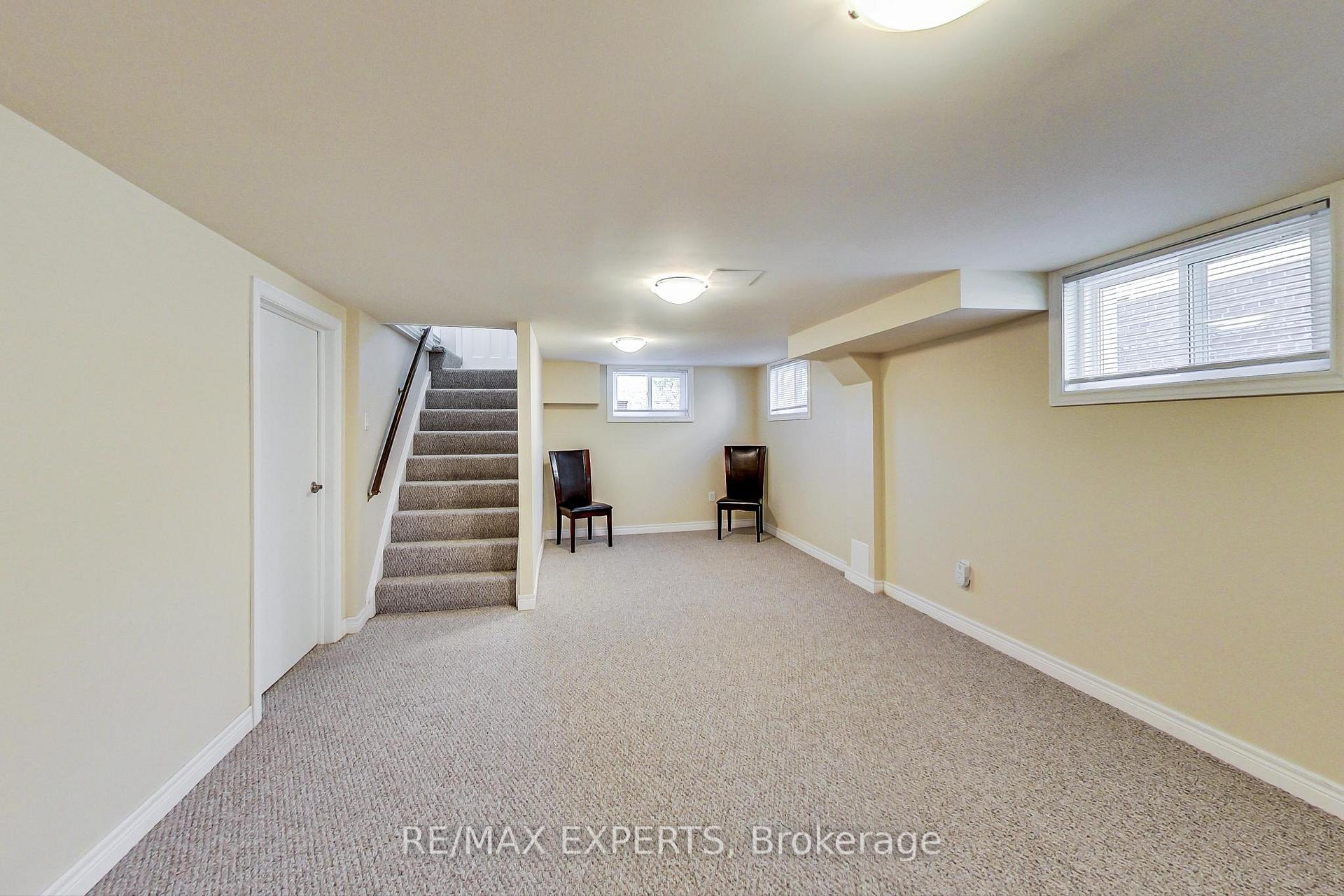 Photo 36 of 44 Dixon Road, Etobicoke, Humber Heights — HOMEH