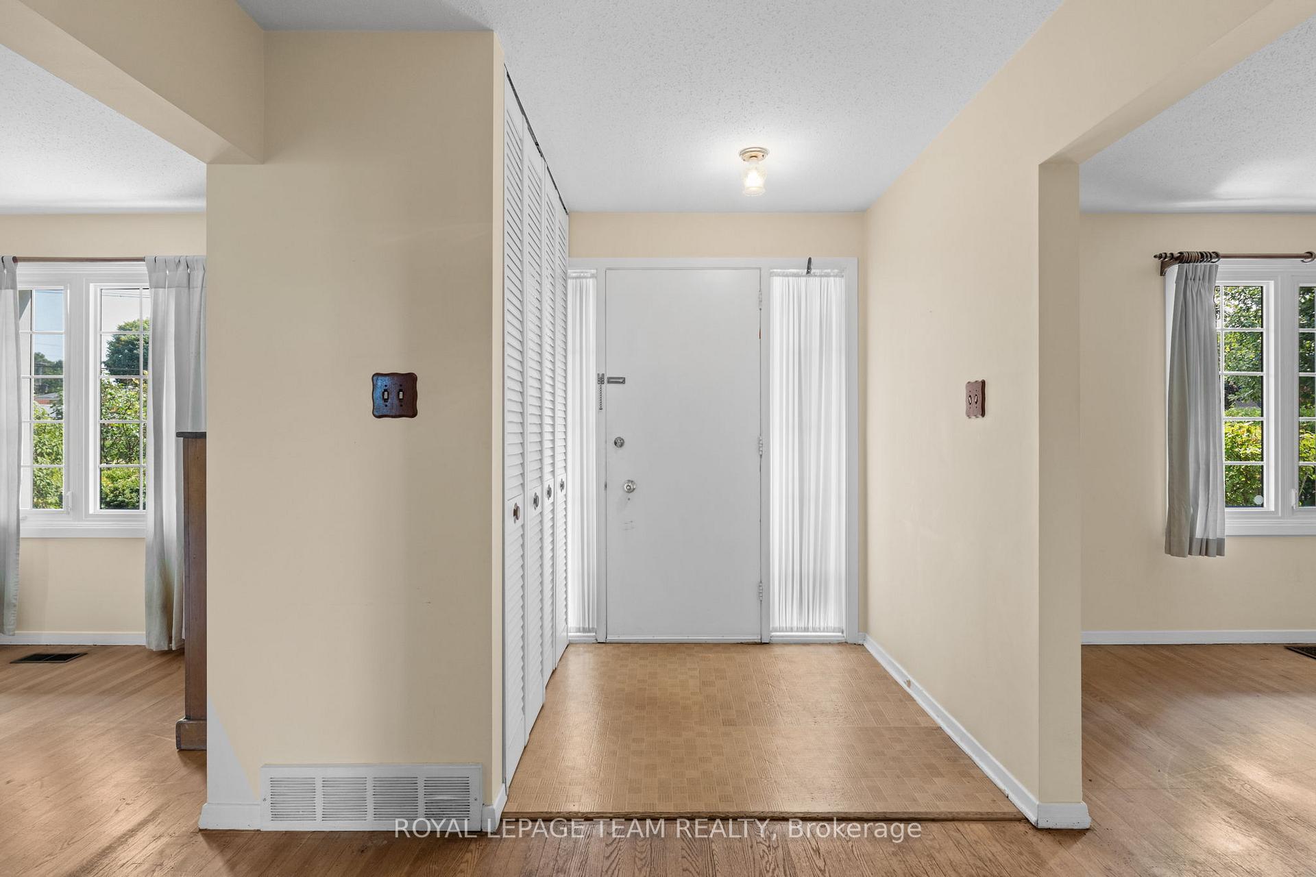 Photo 6 of 1875 Kilborn Avenue, Ottawa, Playfair Park — HOMEH