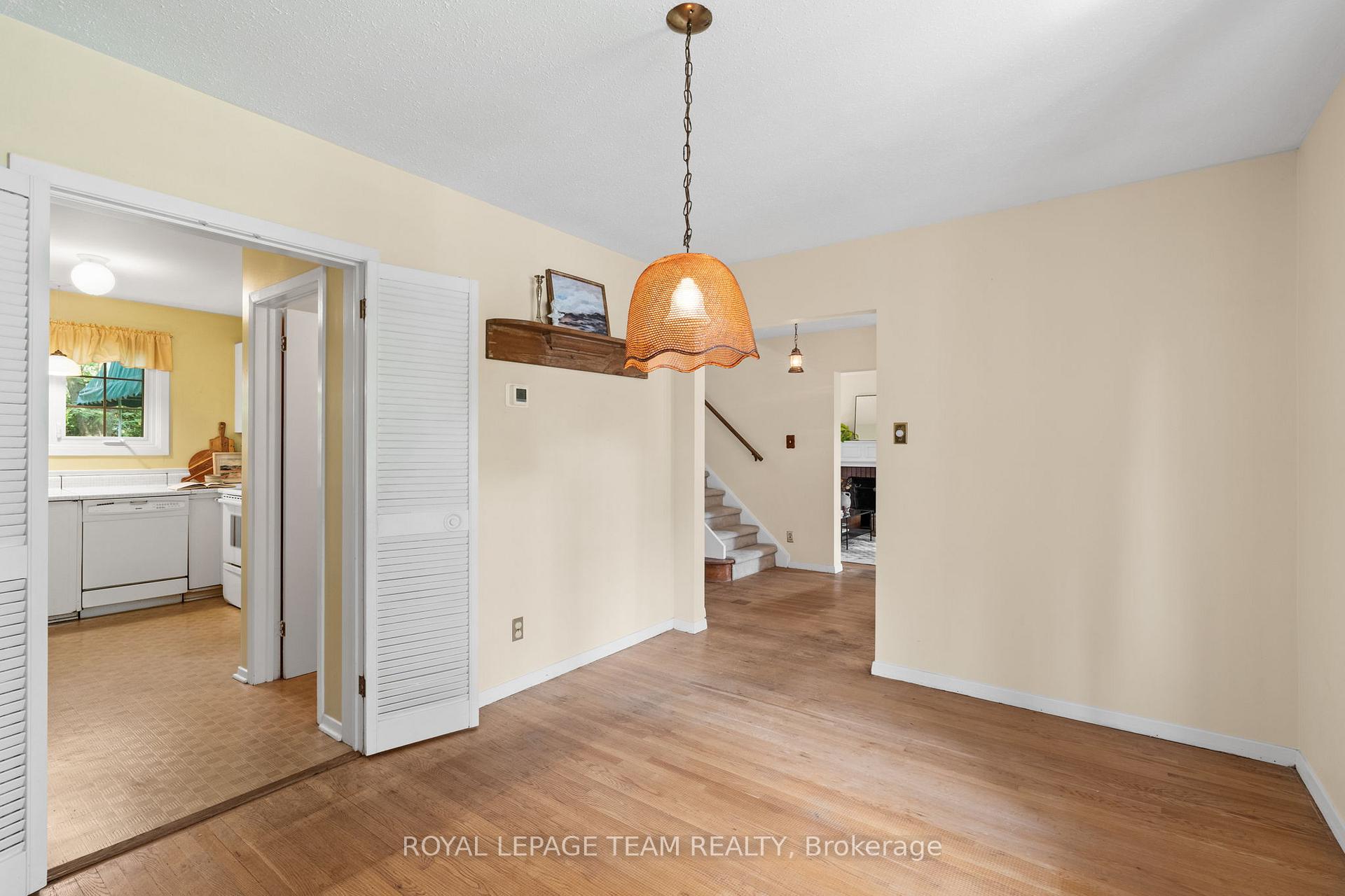 Photo 10 of 1875 Kilborn Avenue, Ottawa, Playfair Park — HOMEH