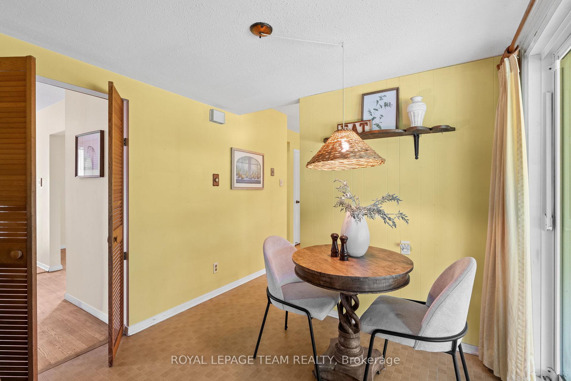 Photo 17 of 1875 Kilborn Avenue, Ottawa, Playfair Park — HOMEH
