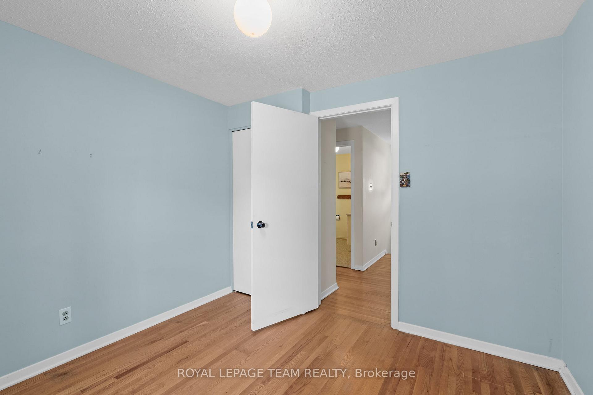 Photo 23 of 1875 Kilborn Avenue, Ottawa, Playfair Park — HOMEH
