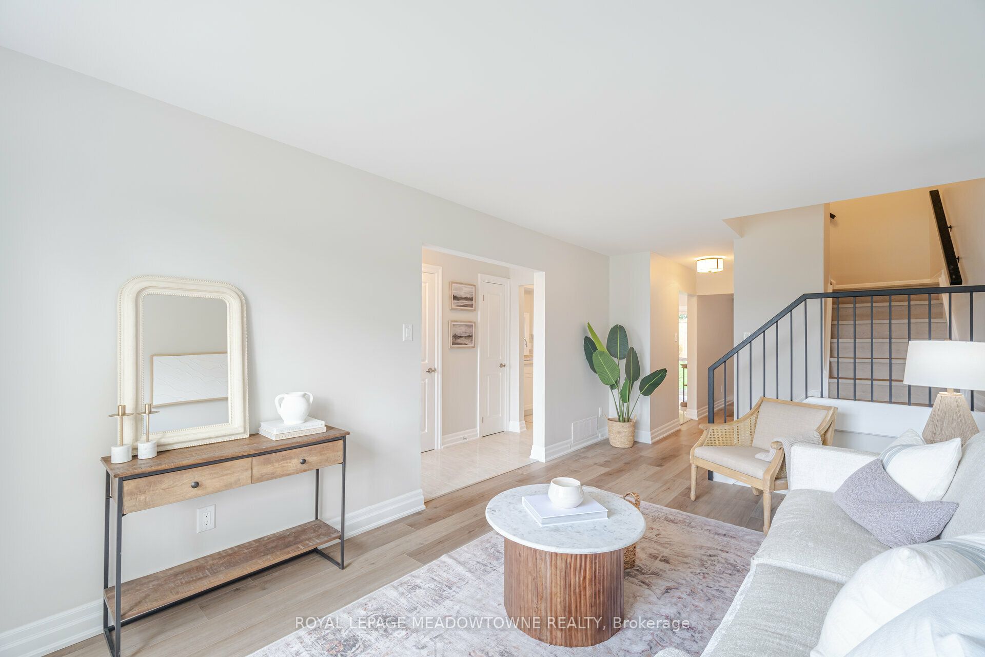 Photo 55 of 152 Hansen Road N, Brampton, Madoc — HOMEH