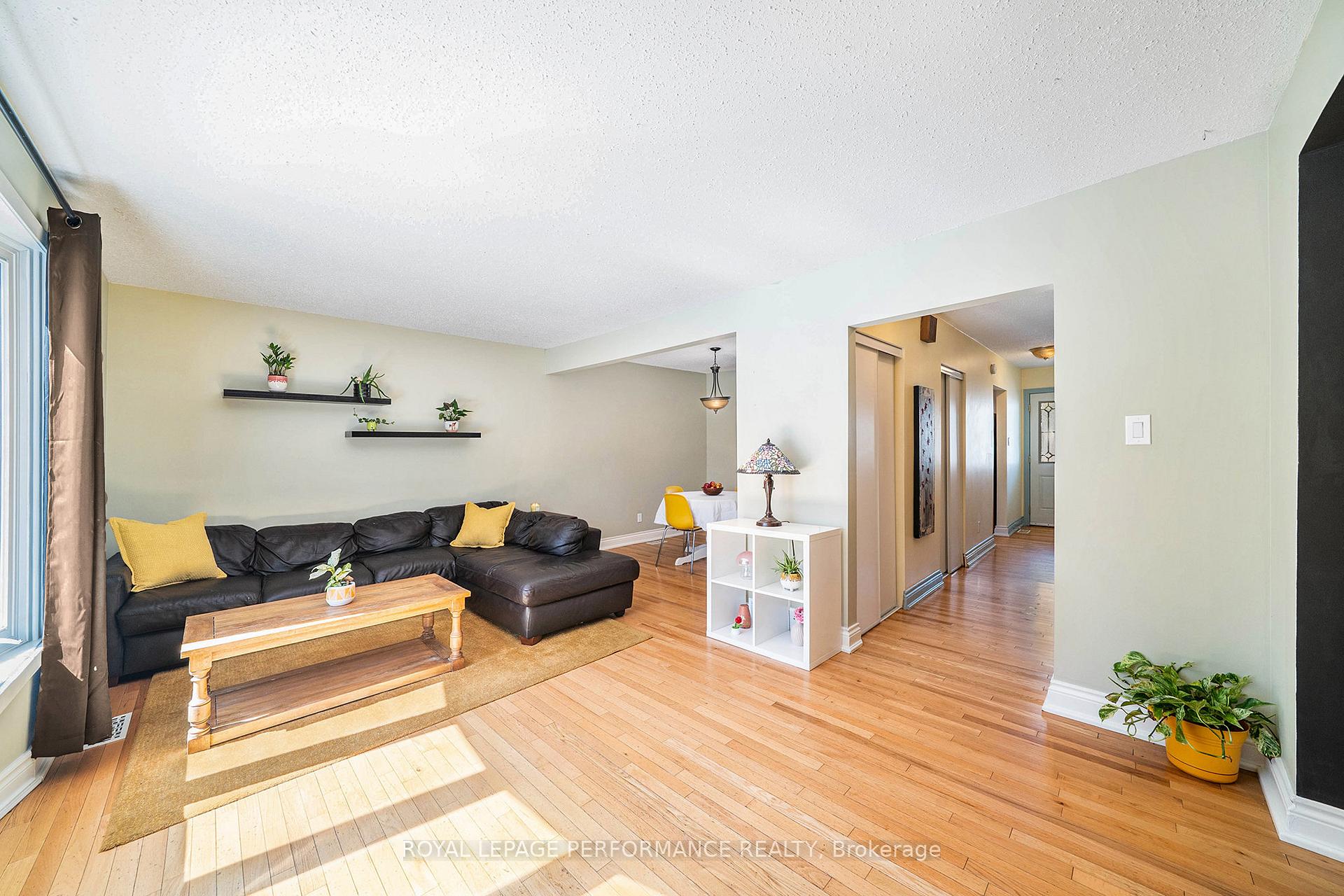 Photo 2 of 54 Glen Park Drive, Ottawa, Blackburn Hamlet (South) — HOMEH