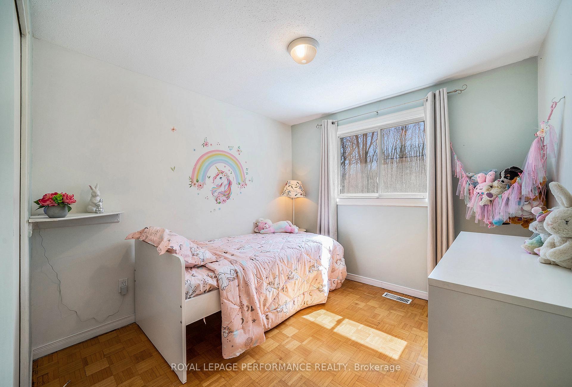 Photo 16 of 54 Glen Park Drive, Ottawa, Blackburn Hamlet (South) — HOMEH