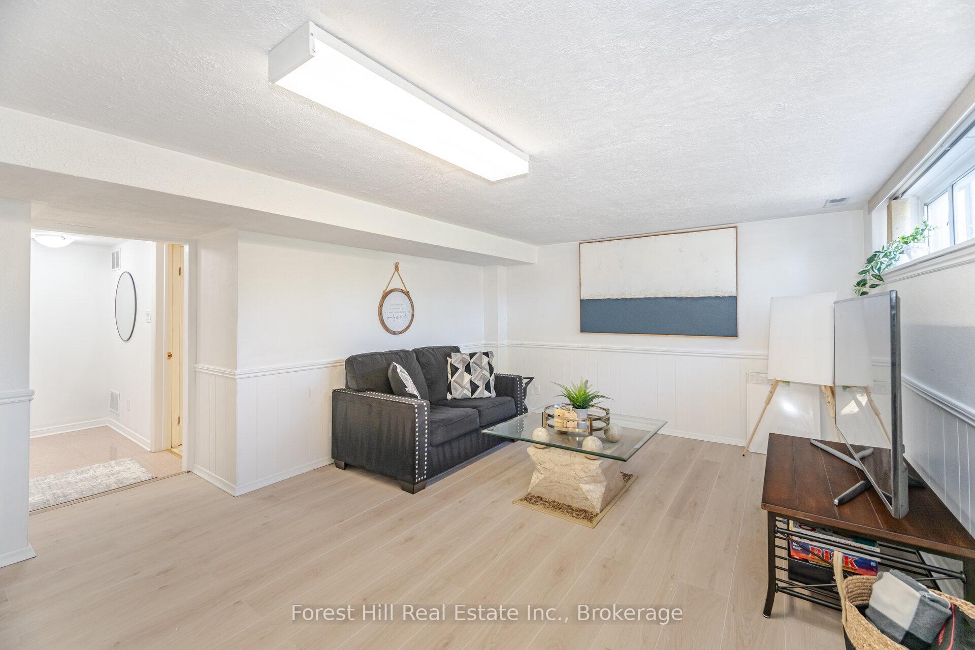 Photo 23 of 16 Bethwin Place, Etobicoke, Willowridge-Martingrove-Richview — HOMEH