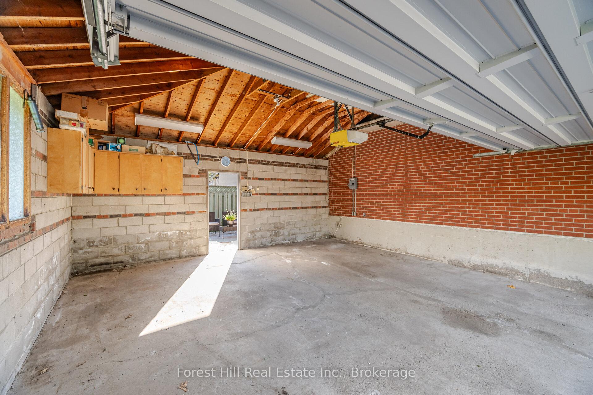 Photo 29 of 16 Bethwin Place, Etobicoke, Willowridge-Martingrove-Richview — HOMEH