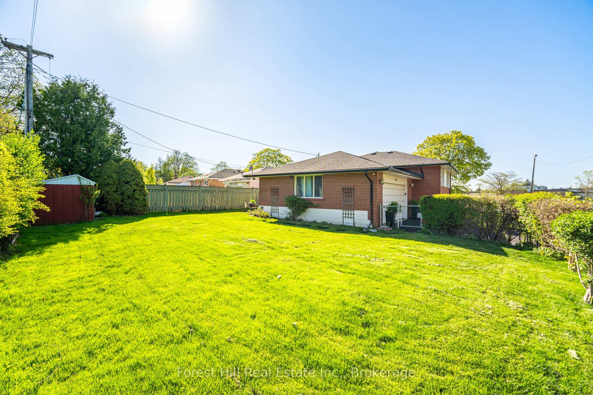 Photo 32 of 16 Bethwin Place, Etobicoke, Willowridge-Martingrove-Richview — HOMEH