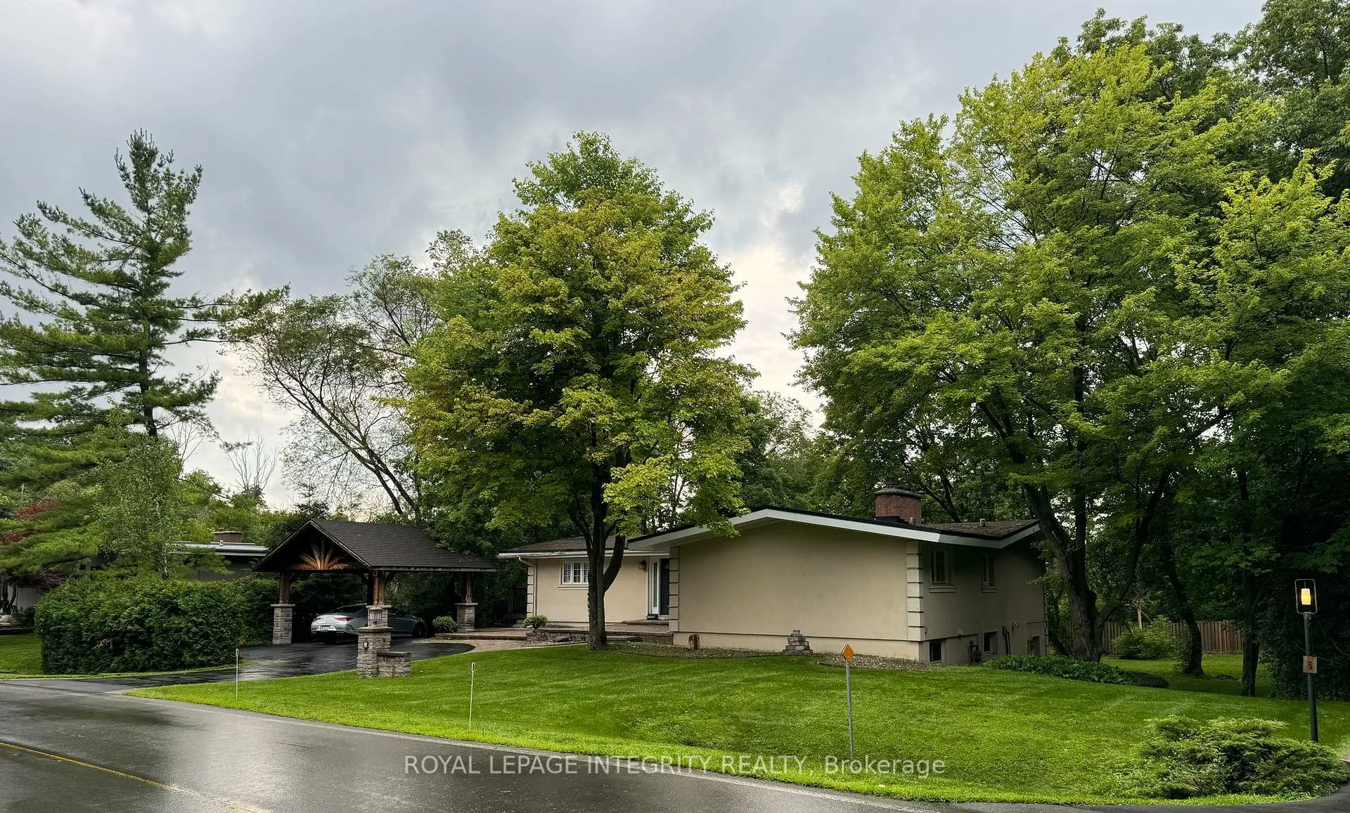 Photo 4 of 3 Briarcliffe Drive, Ottawa, Rothwell Heights — HOMEH