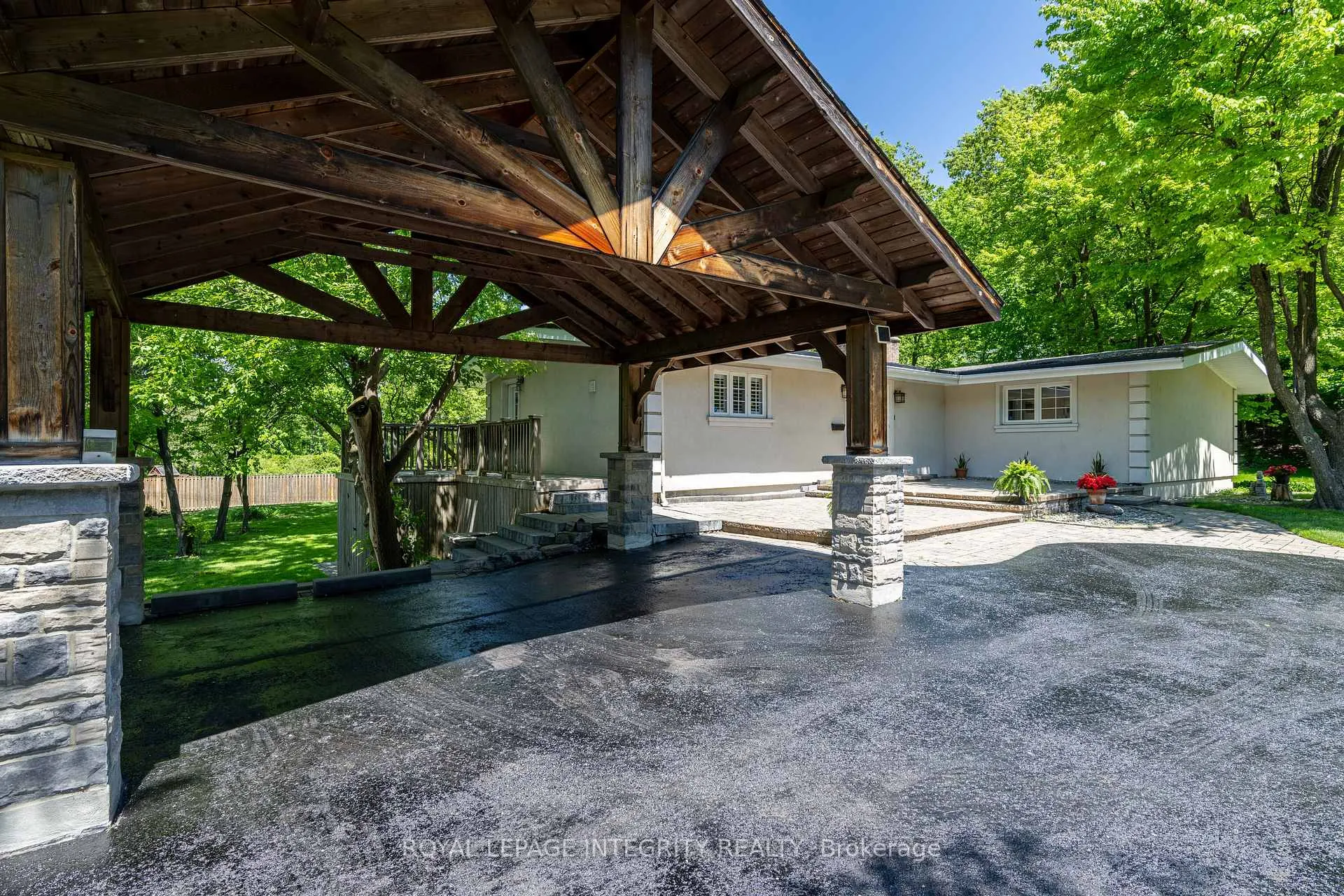 Photo 5 of 3 Briarcliffe Drive, Ottawa, Rothwell Heights — HOMEH