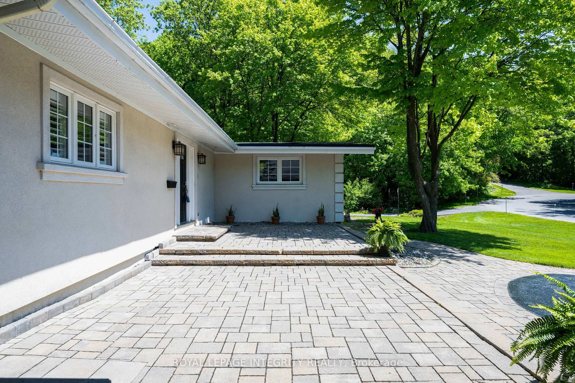 Photo 6 of 3 Briarcliffe Drive, Ottawa, Rothwell Heights — HOMEH