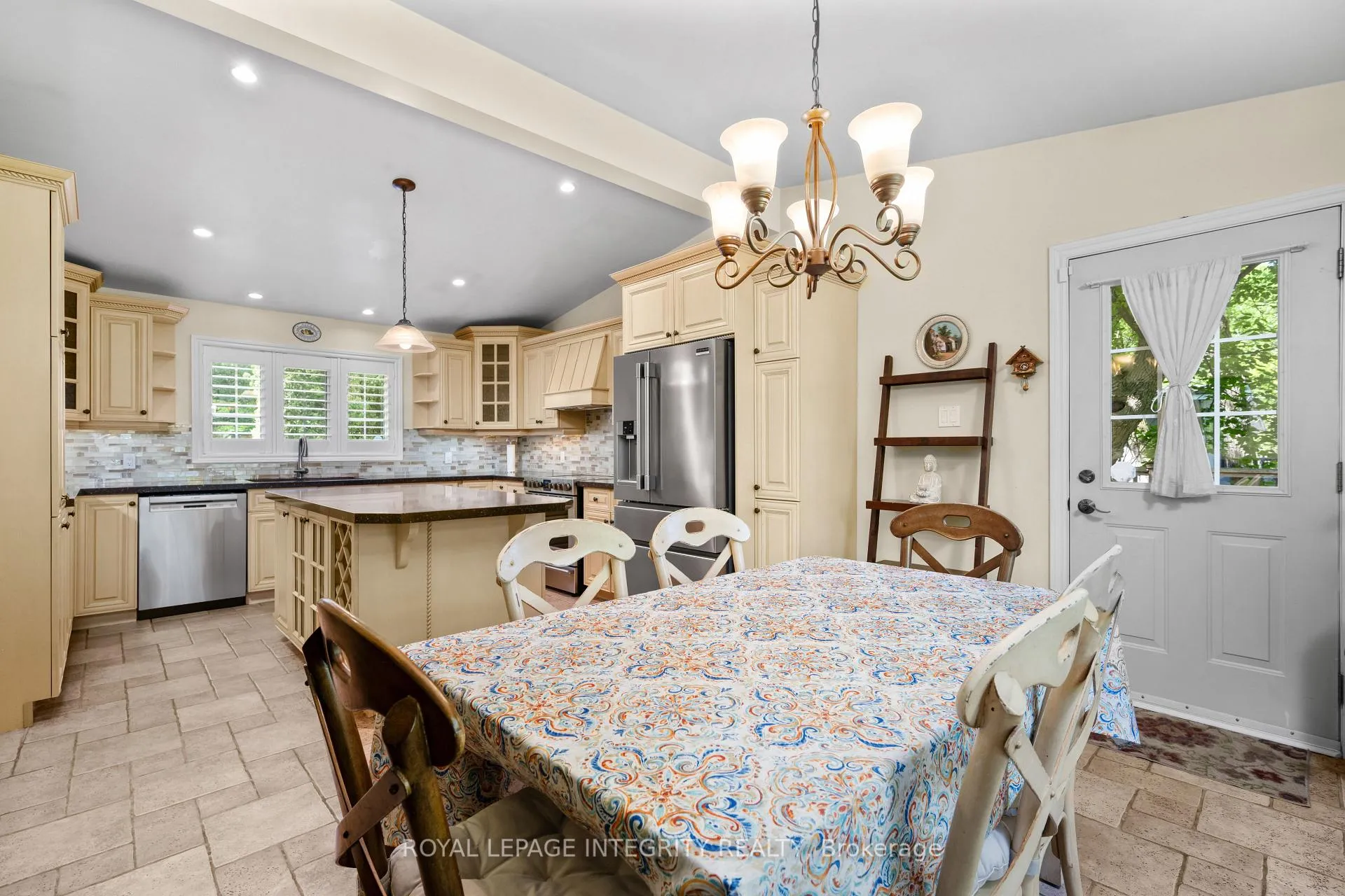 Photo 22 of 3 Briarcliffe Drive, Ottawa, Rothwell Heights — HOMEH