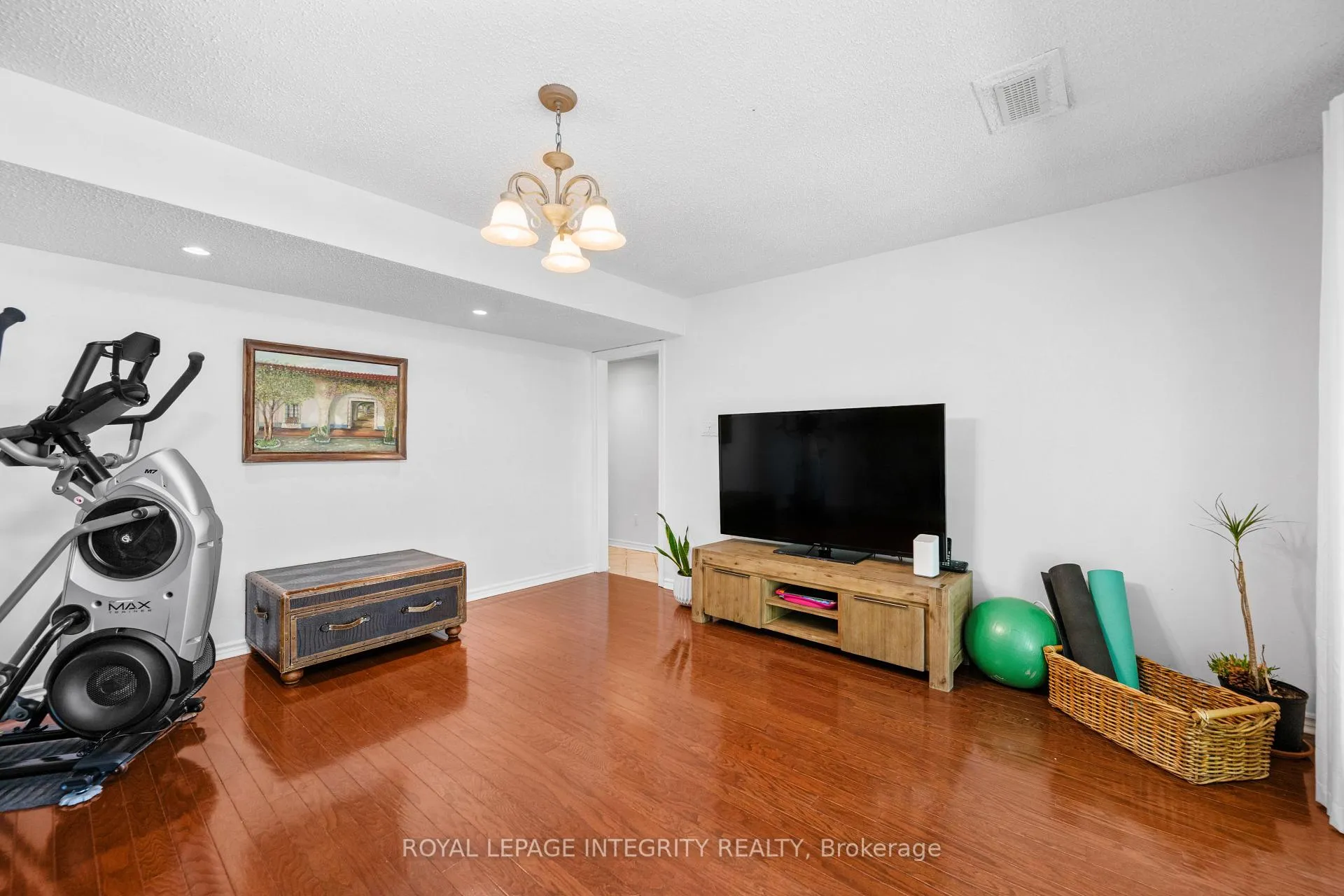 Photo 38 of 3 Briarcliffe Drive, Ottawa, Rothwell Heights — HOMEH