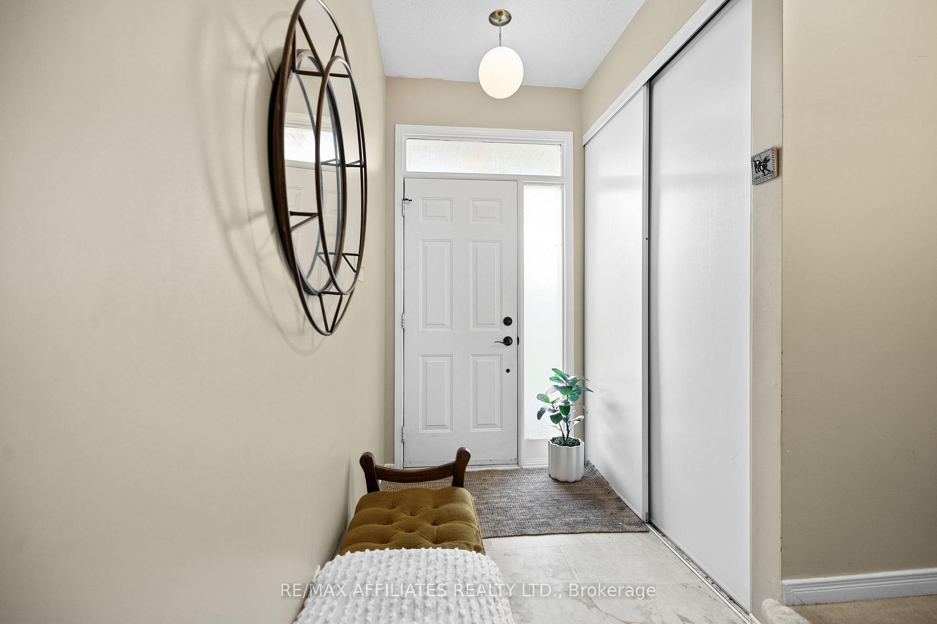Photo 11 of 99 Glenhaven Private, Ottawa, Brookfield Gardens — HOMEH