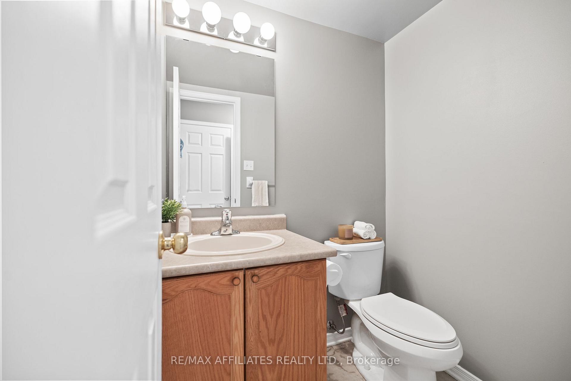 Photo 7 of 99 Glenhaven Private, Ottawa, Brookfield Gardens — HOMEH