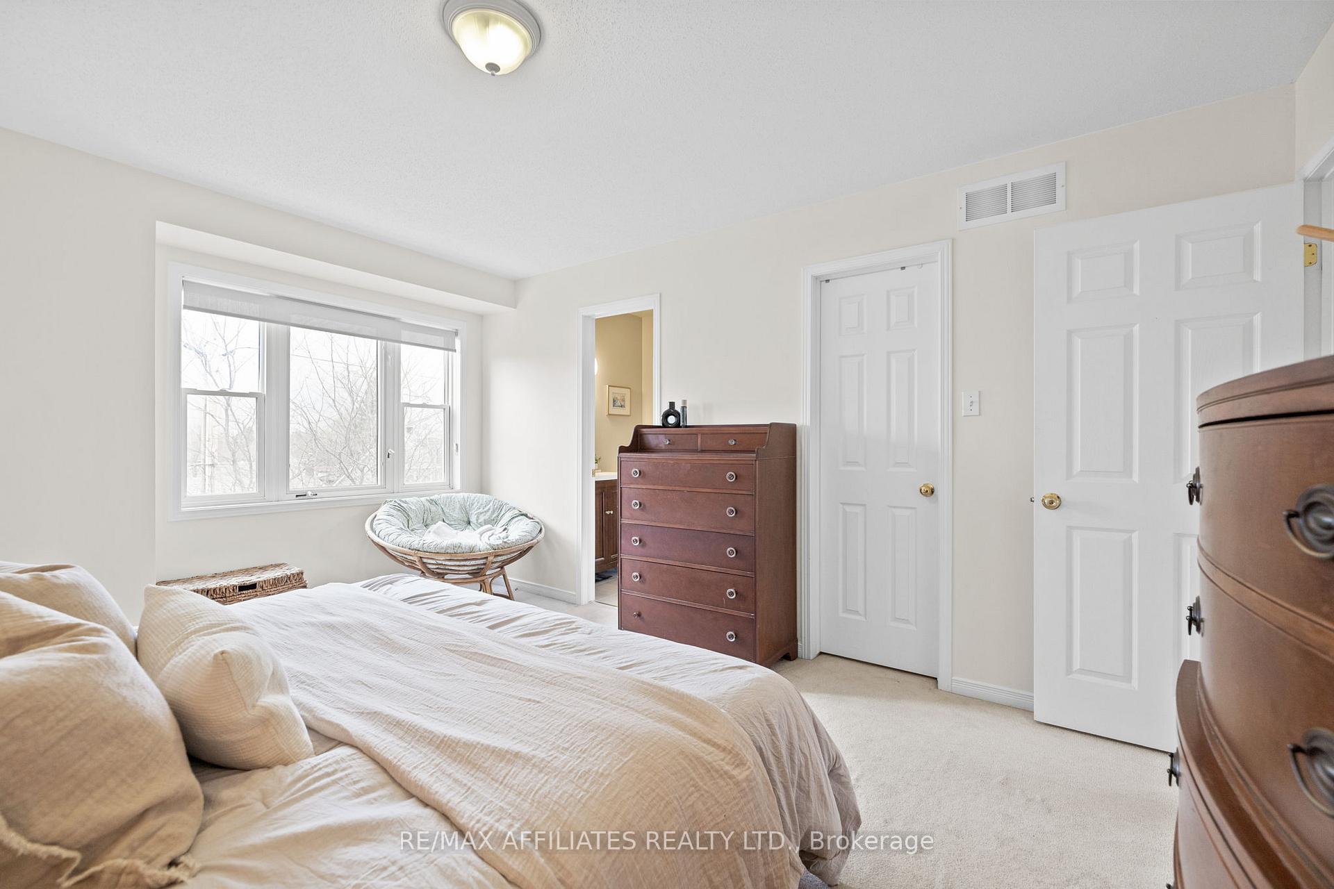 Photo 25 of 99 Glenhaven Private, Ottawa, Brookfield Gardens — HOMEH