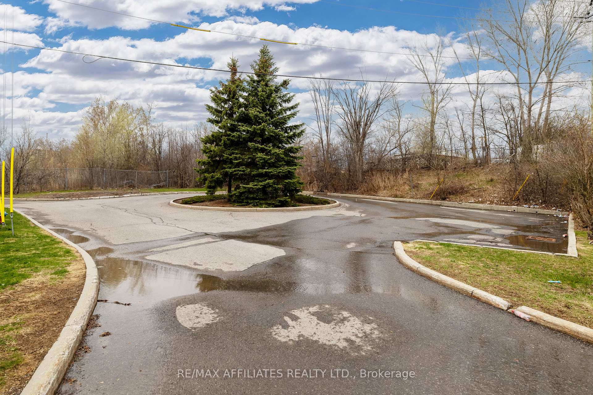 Photo 30 of 99 Glenhaven Private, Ottawa, Brookfield Gardens — HOMEH