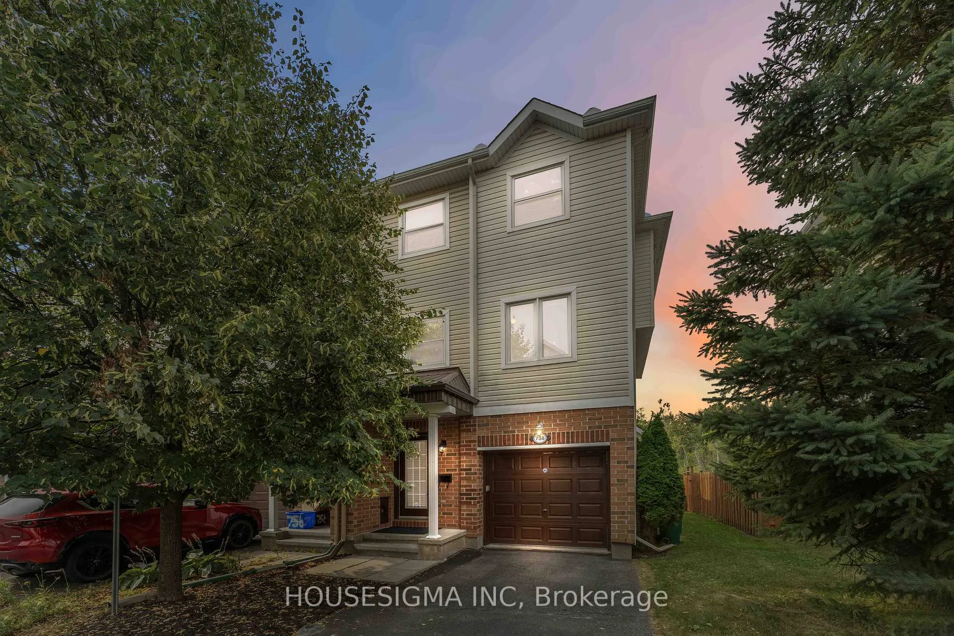 Photo 1 of 758 Sanibel Private, Ottawa, Westcliffe Estates — HOMEH