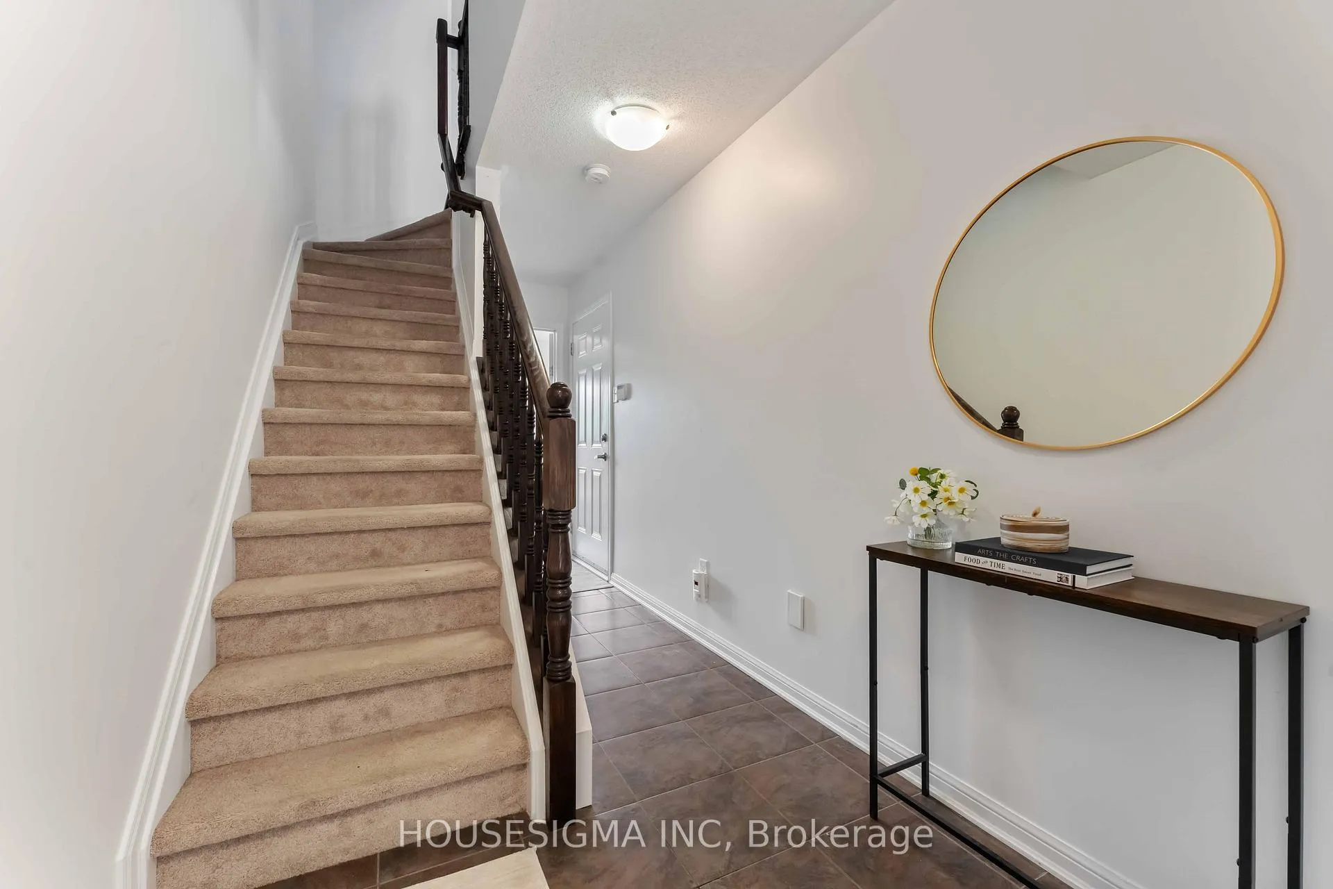 Photo 5 of 758 Sanibel Private, Ottawa, Westcliffe Estates — HOMEH