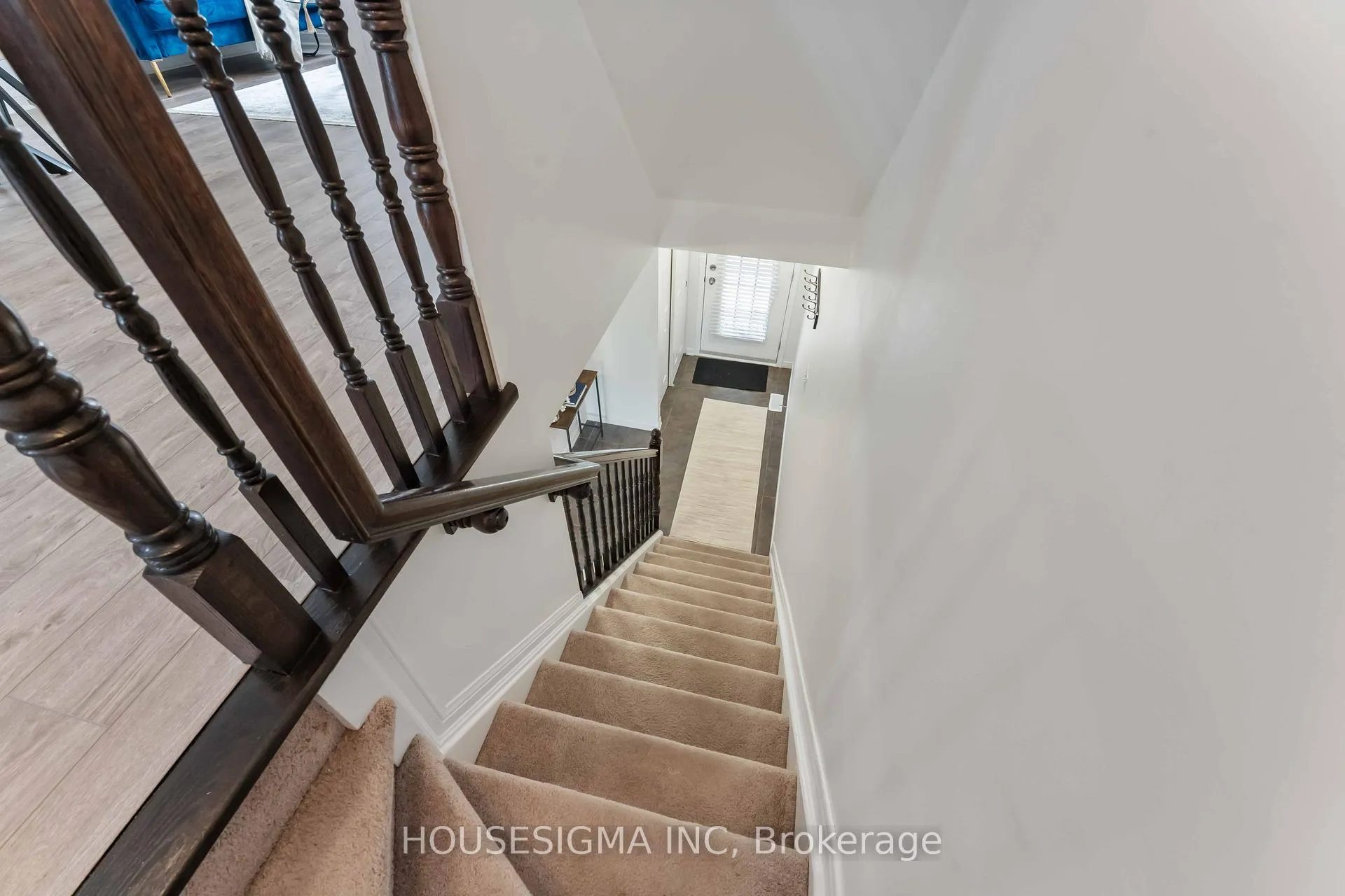 Photo 6 of 758 Sanibel Private, Ottawa, Westcliffe Estates — HOMEH