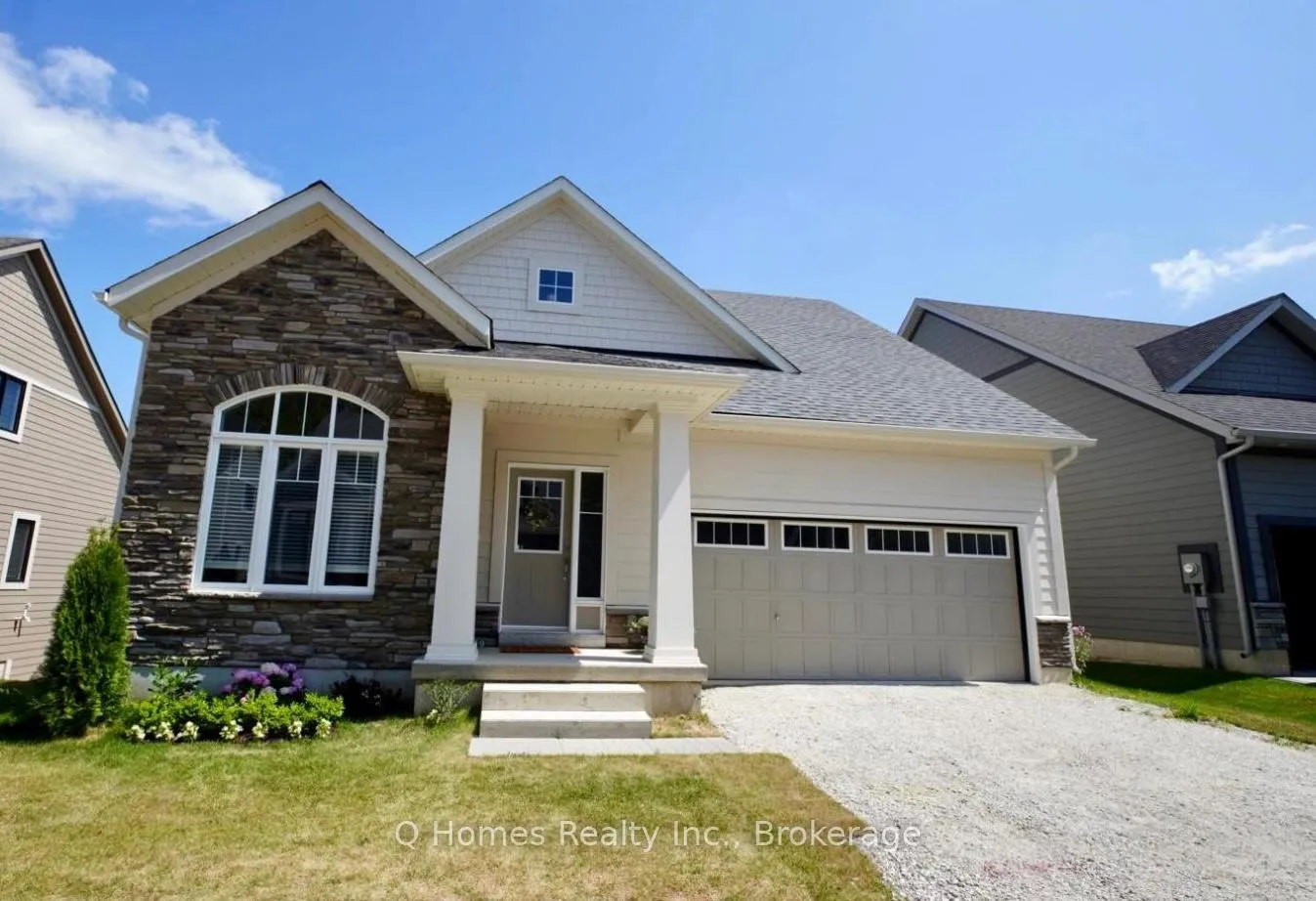 Front of 119 Schooners Lane