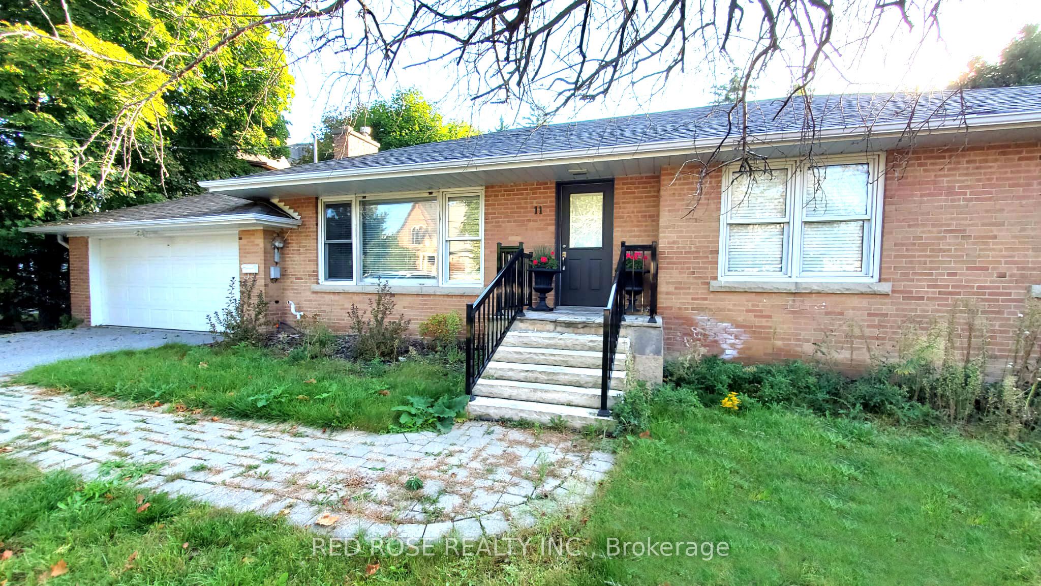 Photo 2 of Unit Upper, 11 Parkway Avenue, Vaughan, Uplands — HOMEH