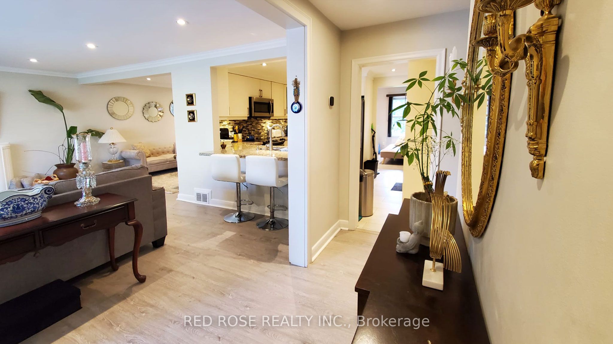 Photo 25 of Unit Upper, 11 Parkway Avenue, Vaughan, Uplands — HOMEH