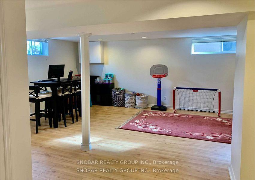 Photo 11 of 70 Poynter Drive, Etobicoke, Kingsview Village-The Westway — HOMEH