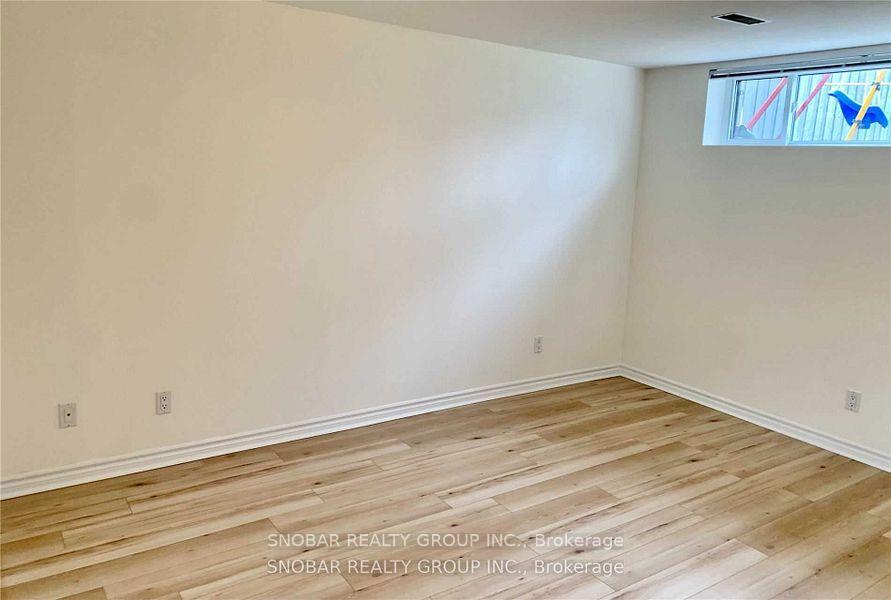Photo 12 of 70 Poynter Drive, Etobicoke, Kingsview Village-The Westway — HOMEH