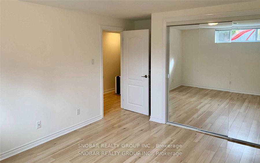 Photo 13 of 70 Poynter Drive, Etobicoke, Kingsview Village-The Westway — HOMEH