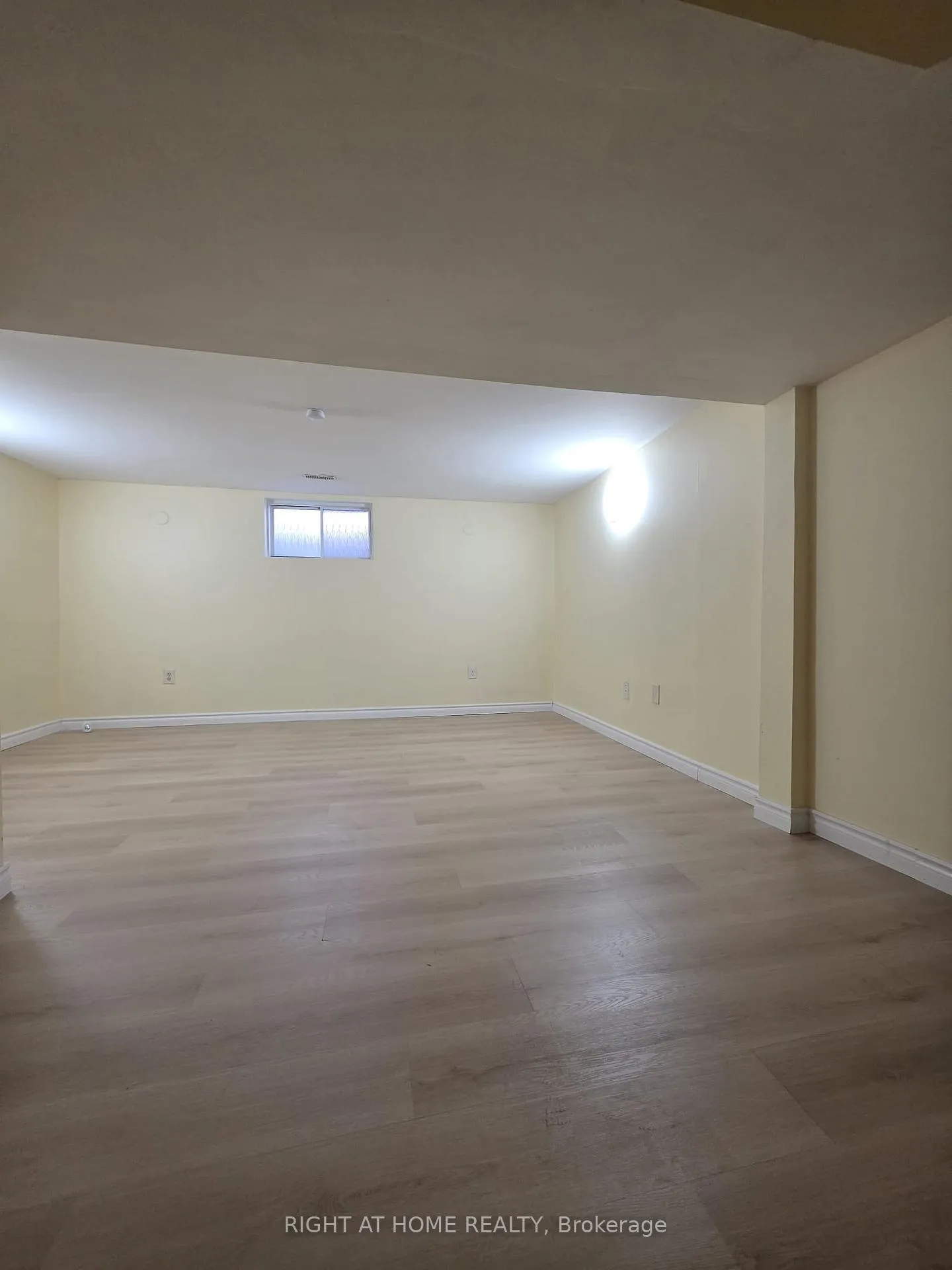 Photo 19 of 75 Corbett Drive, Barrie, Grove East — HOMEH