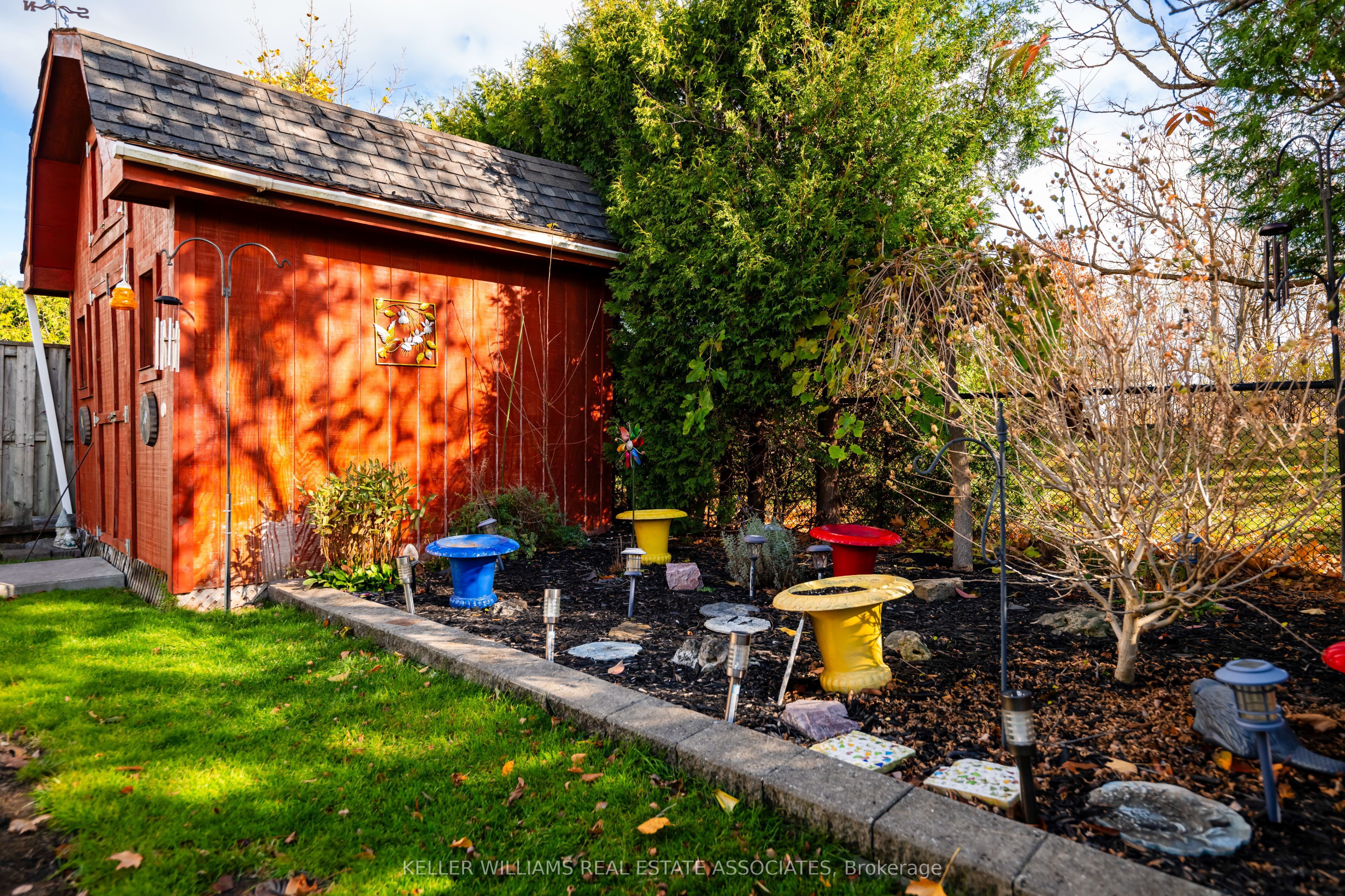 Photo 78 of 794 Laurier Avenue, Milton, Timberlea — HOMEH