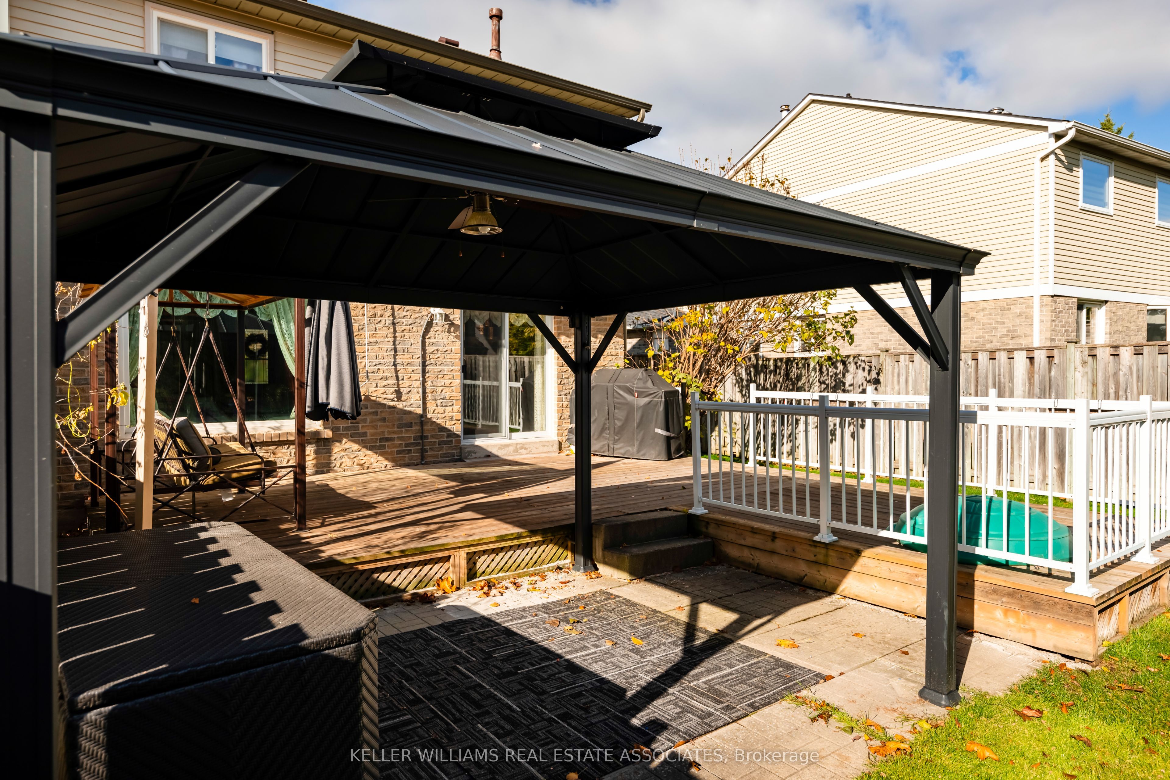 Photo 79 of 794 Laurier Avenue, Milton, Timberlea — HOMEH