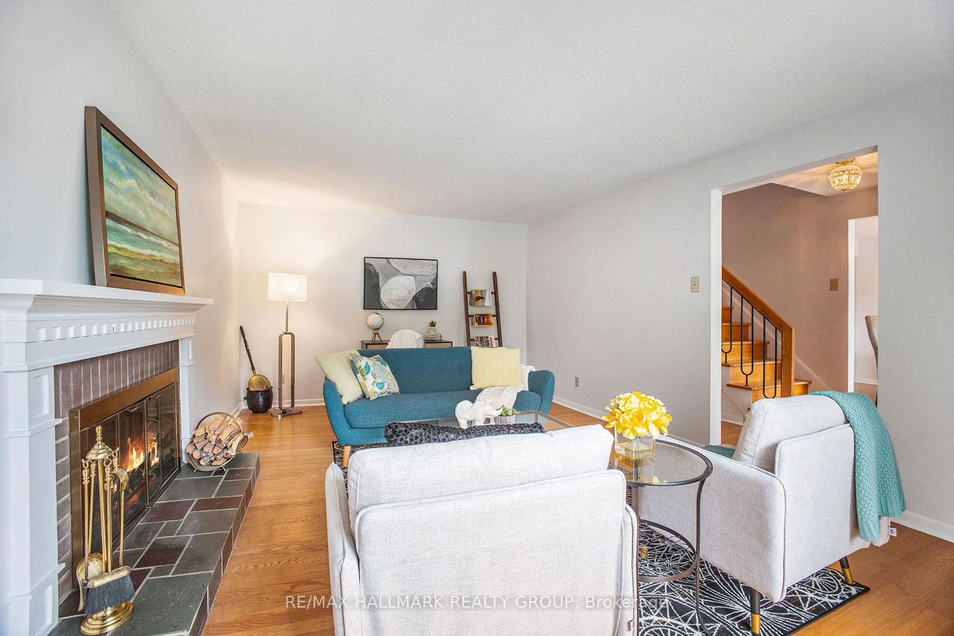 Photo 11 of 618 La Verendrye Drive, Ottawa, Beacon Hill North — HOMEH