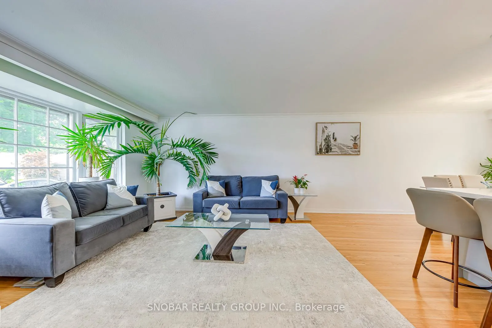 Photo 4 of 4 Haregate Court, Etobicoke, Willowridge-Martingrove-Richview — HOMEH