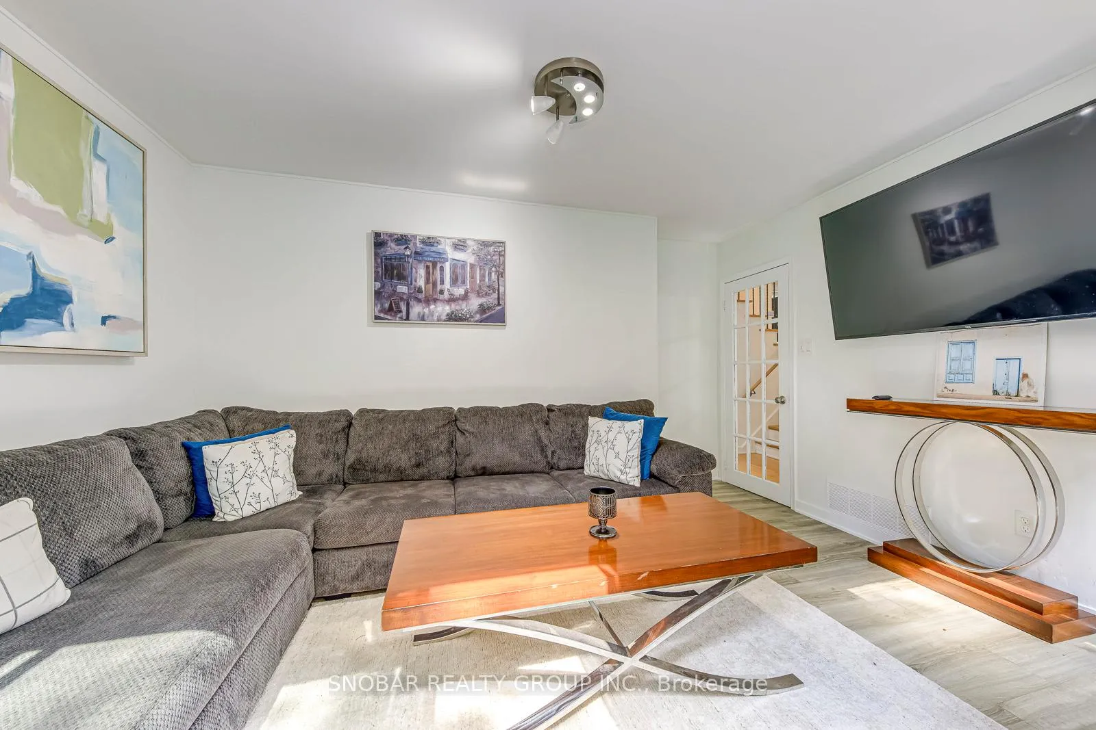 Photo 12 of 4 Haregate Court, Etobicoke, Willowridge-Martingrove-Richview — HOMEH