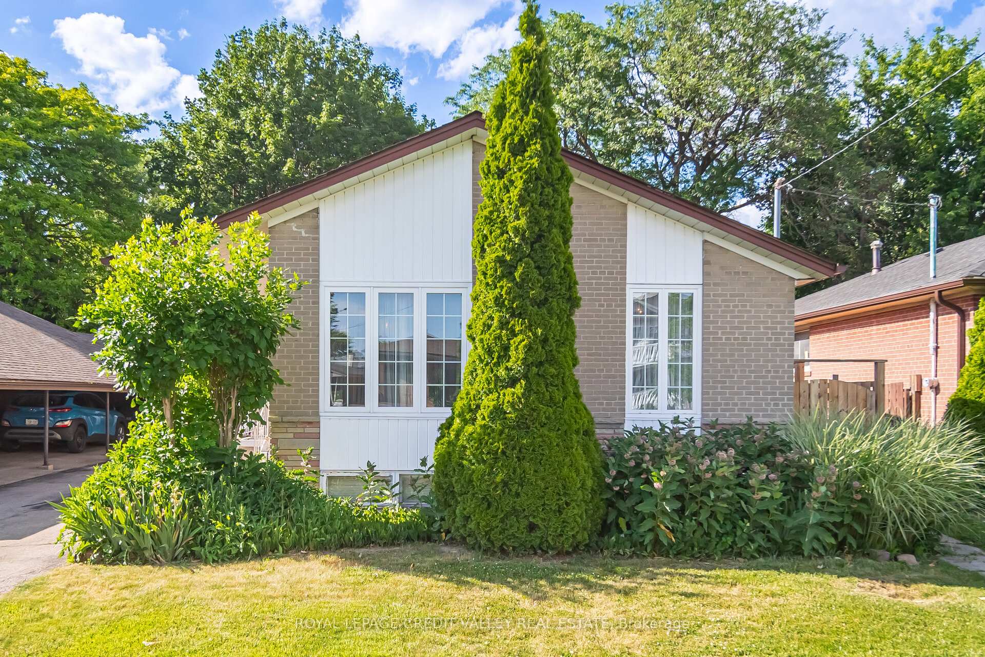 Front of 55 Taysham Crescent