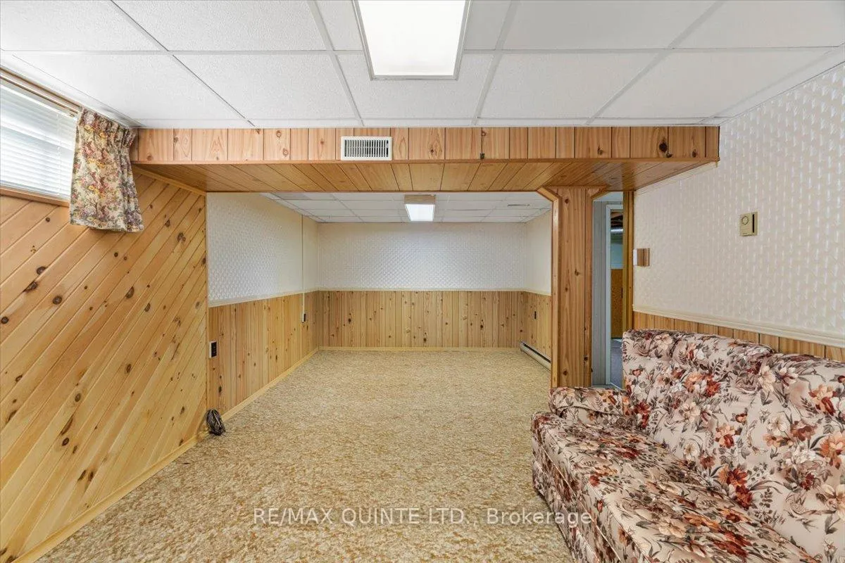 Photo 124 of 22 Holmes Road, Belleville, Belleville Ward — HOMEH