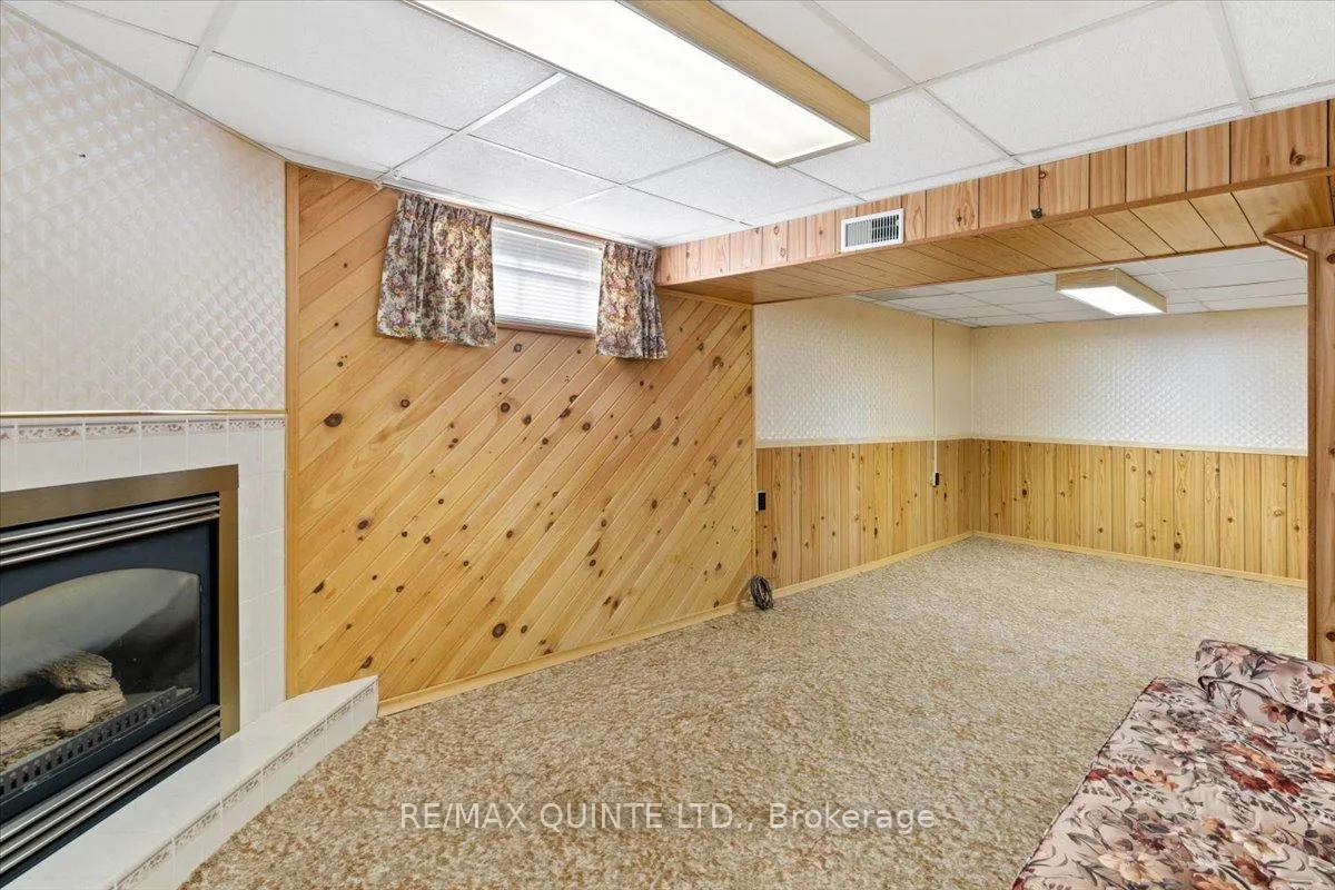 Photo 130 of 22 Holmes Road, Belleville, Belleville Ward — HOMEH