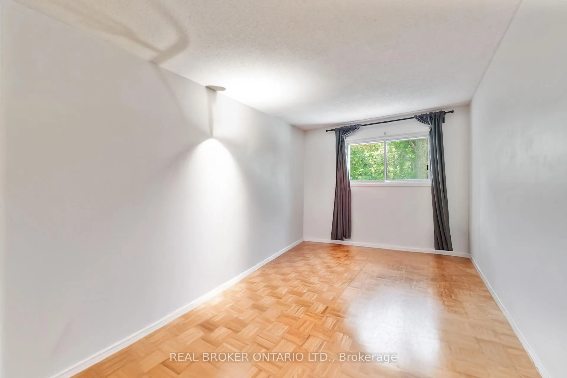 Photo 20 of 77 Priam Way, Ottawa, Westcliffe Estates — HOMEH