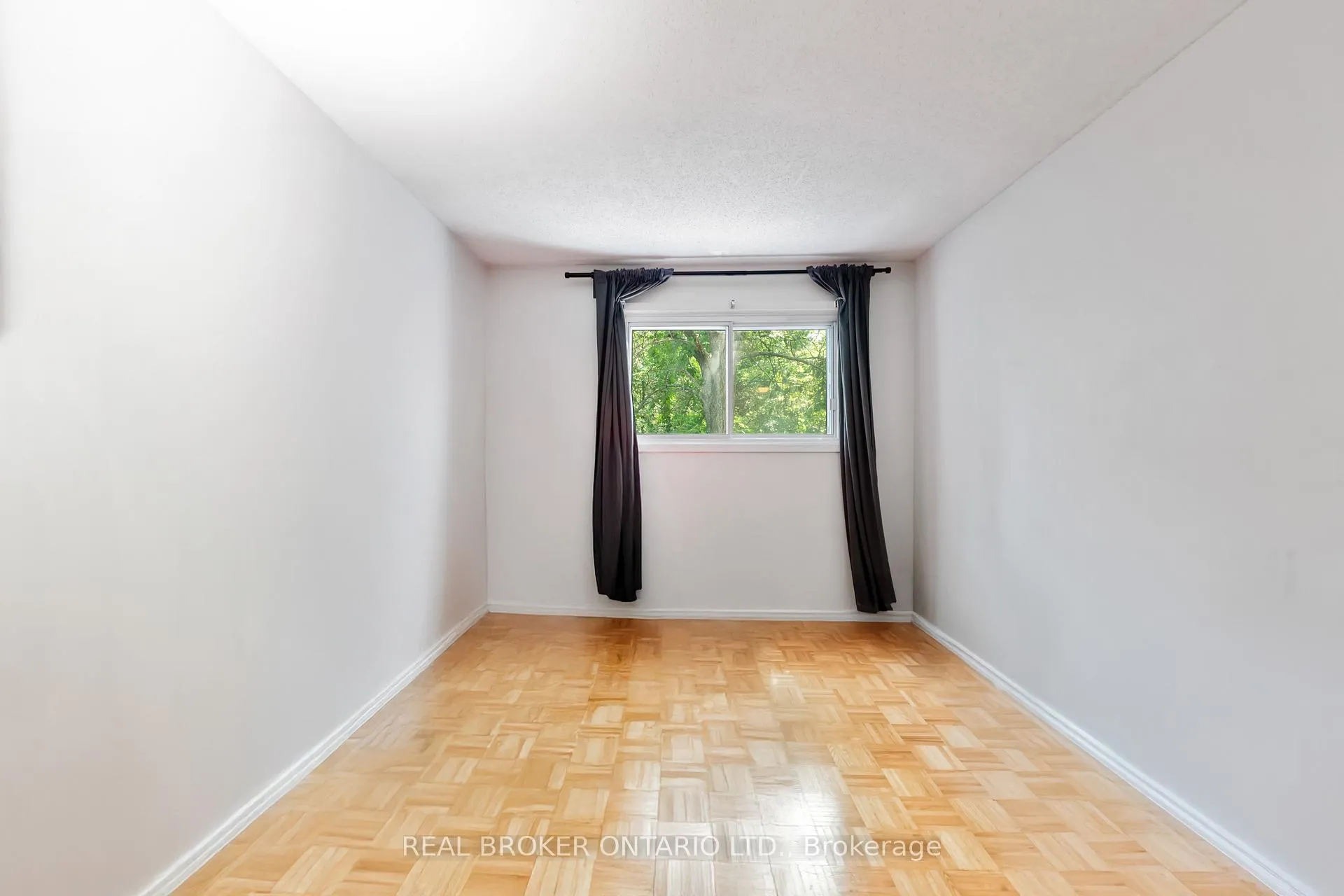 Photo 22 of 77 Priam Way, Ottawa, Westcliffe Estates — HOMEH