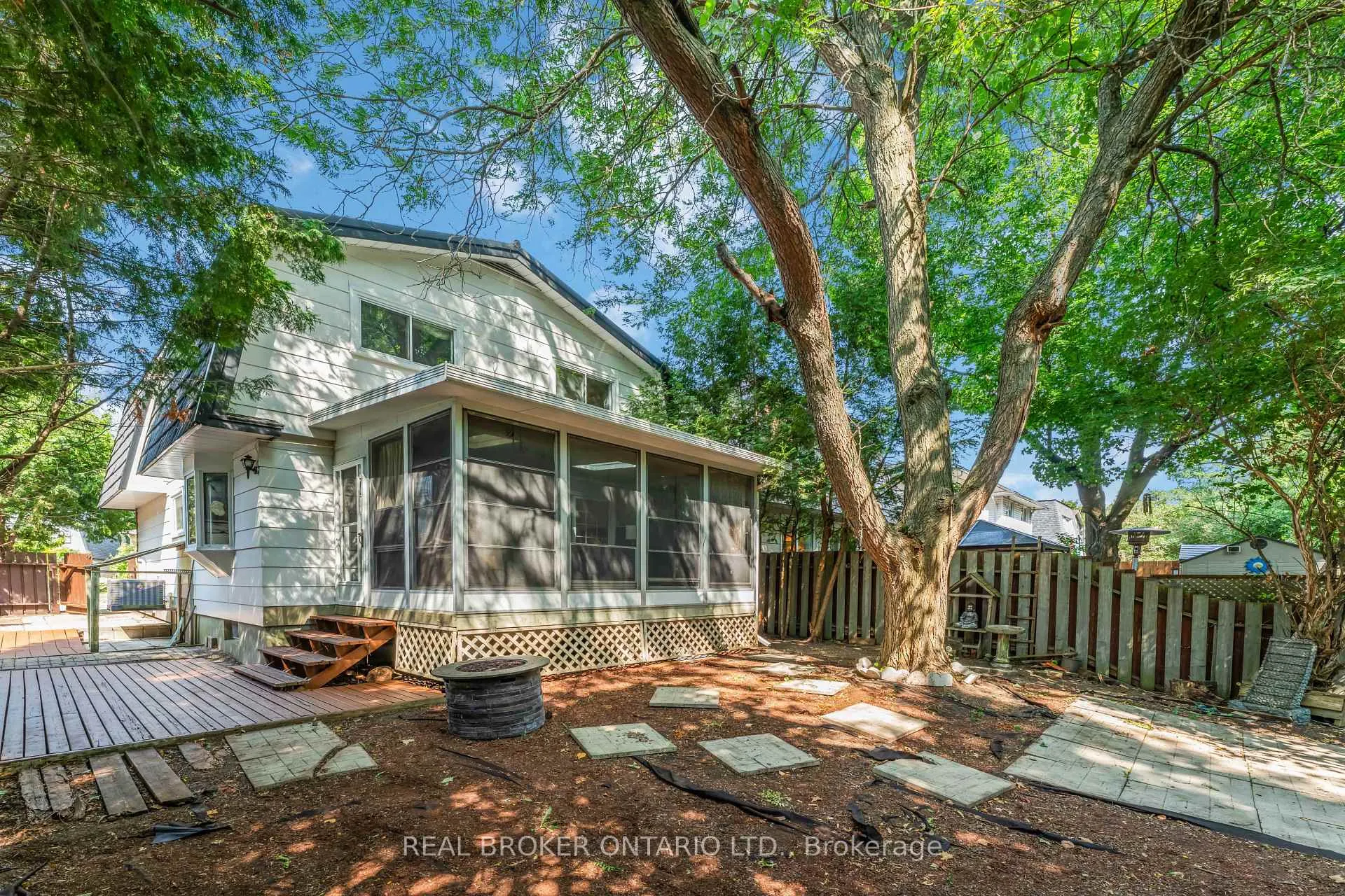 Photo 33 of 77 Priam Way, Ottawa, Westcliffe Estates — HOMEH