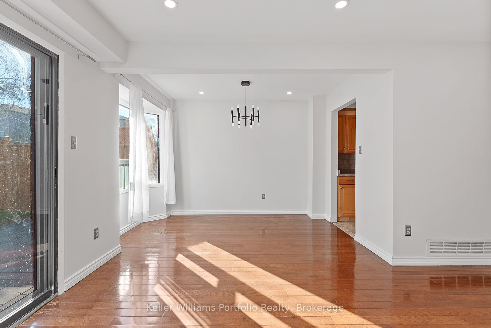 Photo 41 of 1654 Mcbrady Crescent, Pickering, Brock Ridge — HOMEH