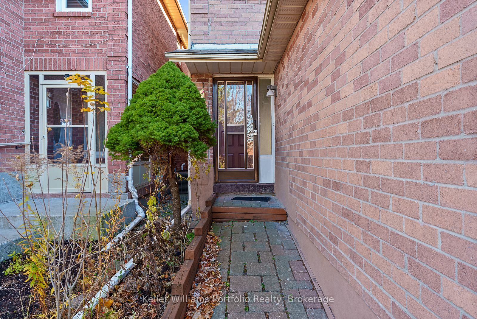 Photo 37 of 1654 Mcbrady Crescent, Pickering, Brock Ridge — HOMEH