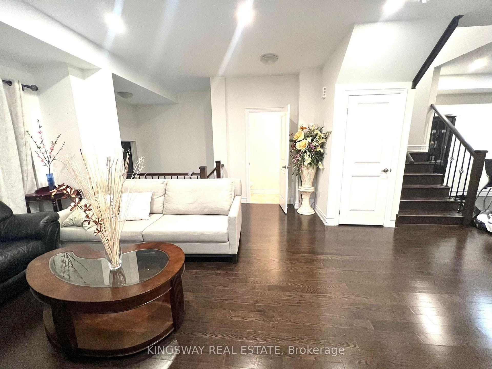 Photo 5 of 67 Pony Farm Drive, Etobicoke, Willowridge-Martingrove-Richview — HOMEH