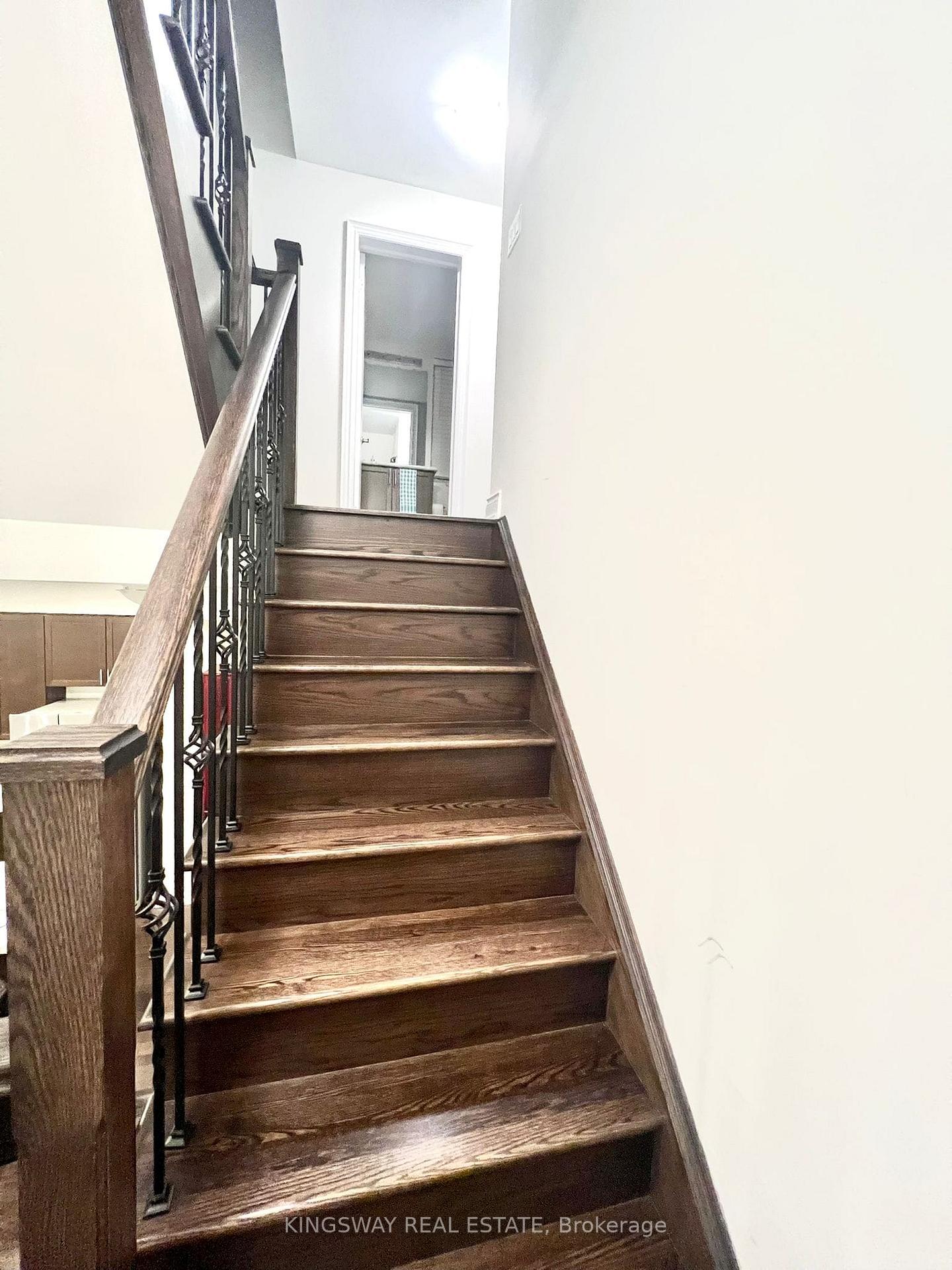 Photo 10 of 67 Pony Farm Drive, Etobicoke, Willowridge-Martingrove-Richview — HOMEH