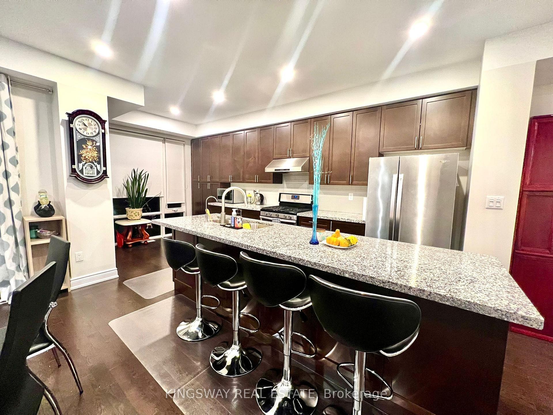 Photo 12 of 67 Pony Farm Drive, Etobicoke, Willowridge-Martingrove-Richview — HOMEH